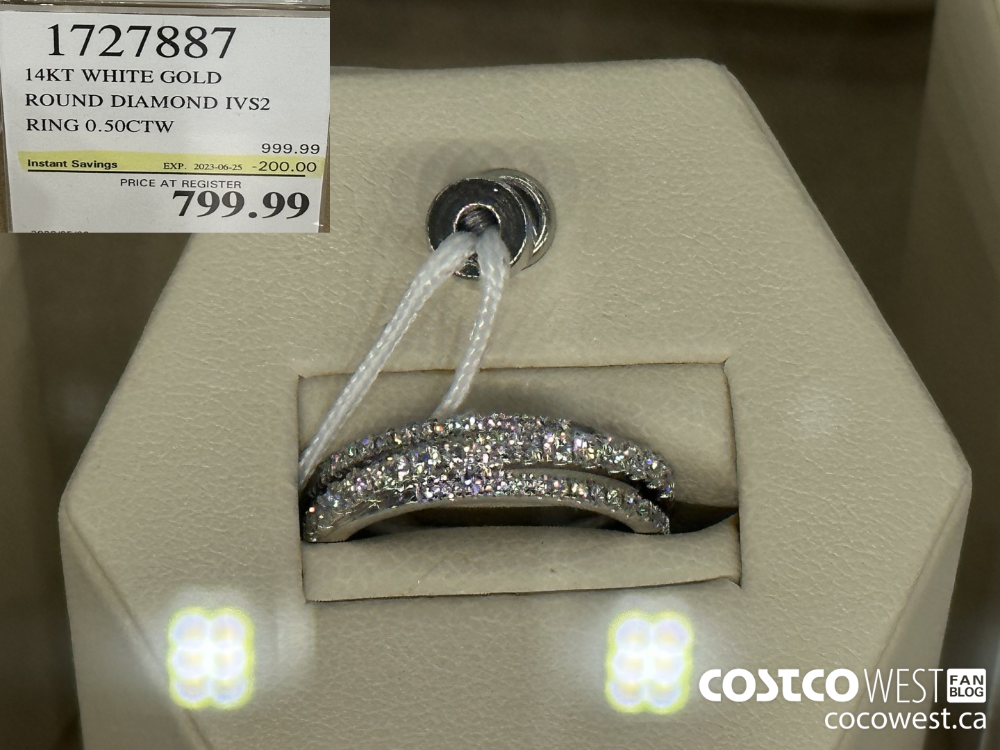 1727887 14KT WHITE GOLD ROUND DIAMOND IVS2 RING 0.50CTW ($200.00 INSTANT SAVINGS EXPIRES ON 2023-06-25) $799.99