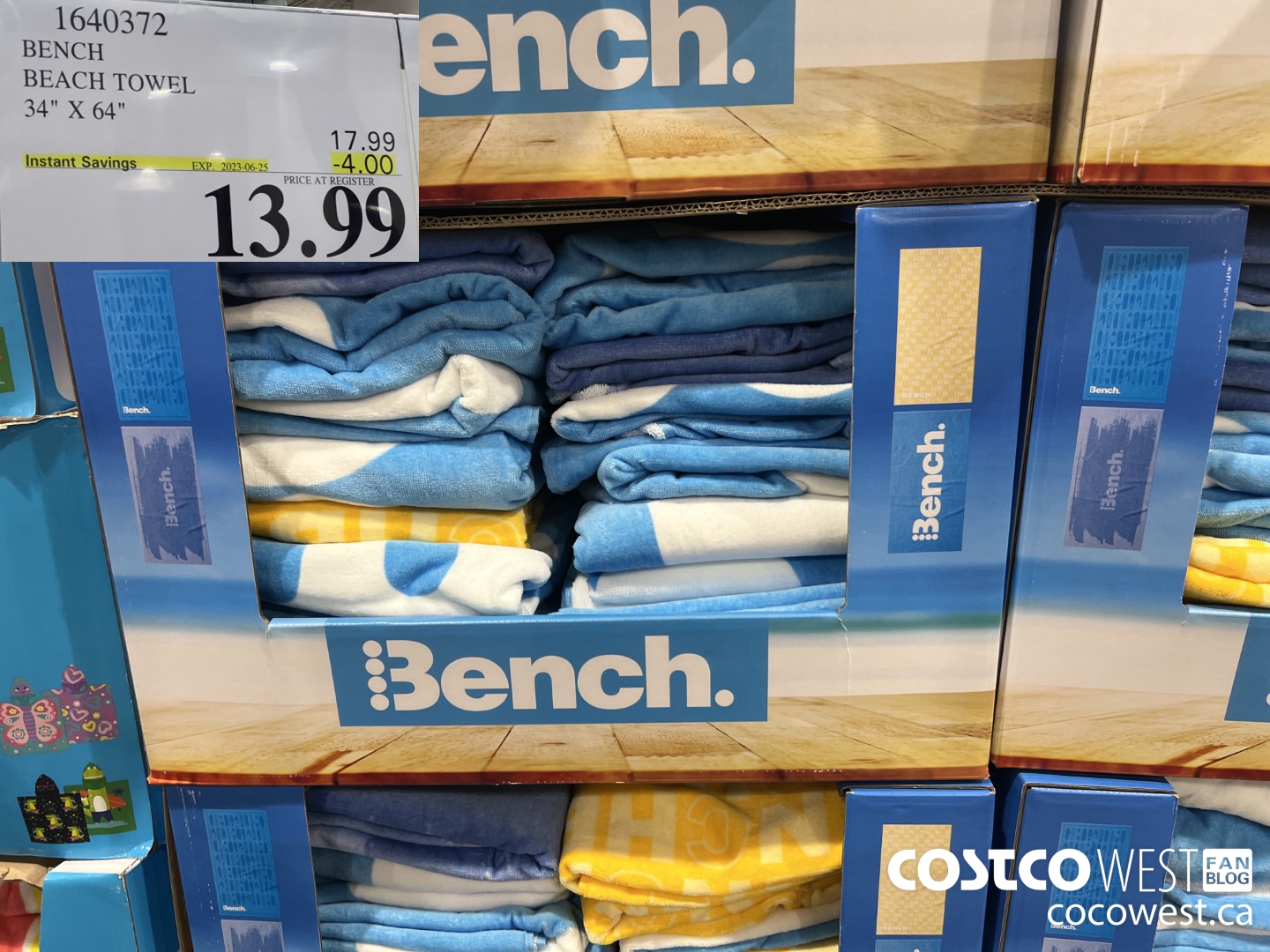 1640372 BENCH BEACH TOWEL 34