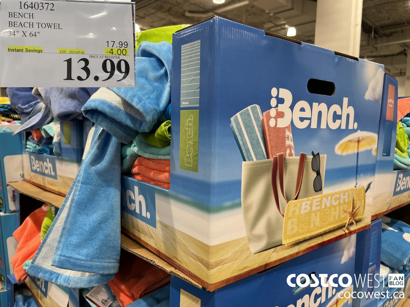 1640372 BENCH BEACH TOWEL 34