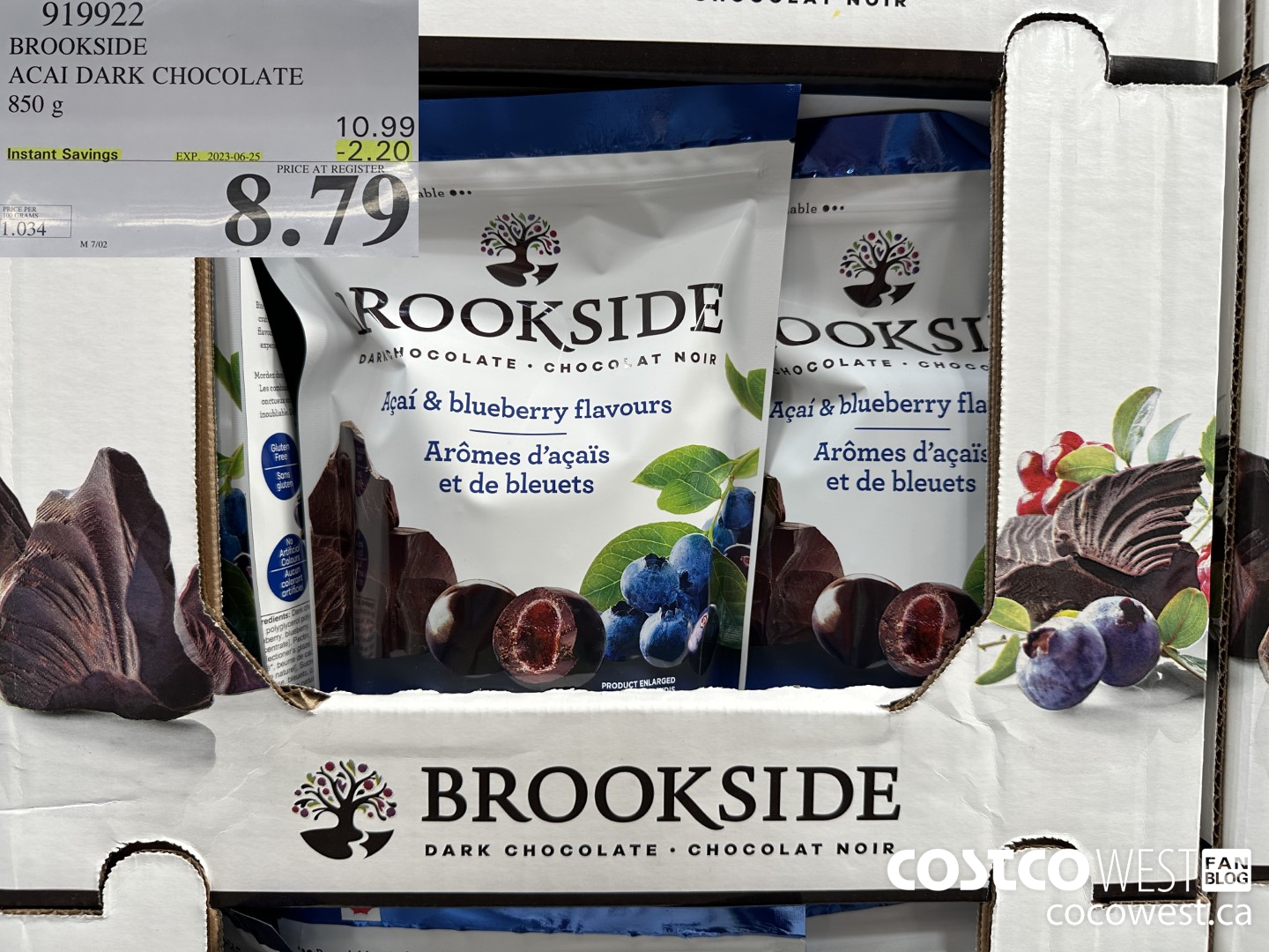 919922 BROOKSIDE ACAI DARK CHOCOLATE 850 g ($2.20 INSTANT SAVINGS EXPIRES ON 2023-06-25) $8.79
