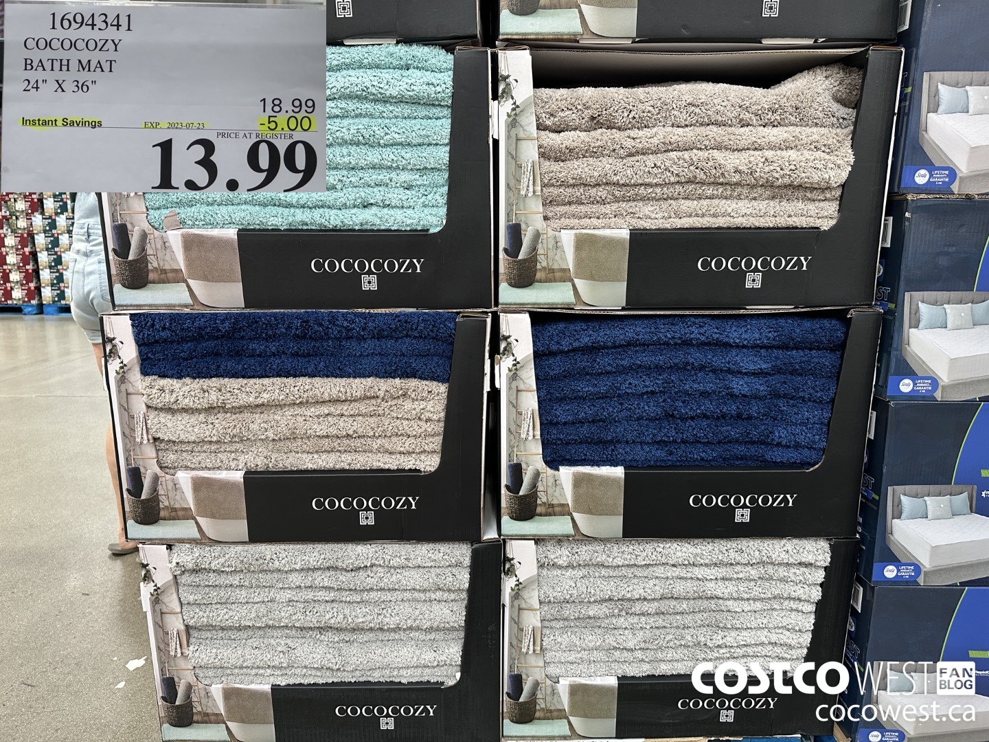 1694341 COCOCOZY BATH MAT 24