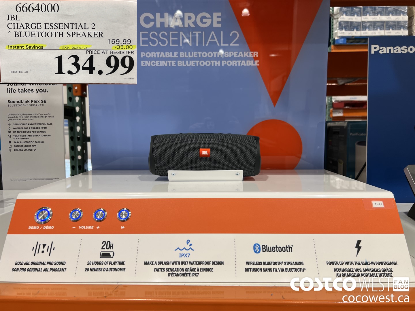 6664000 JBL CHARGE ESSENTIAL 2 BLUETOOTH SPEAKER ($35.00 INSTANT SAVINGS EXPIRES ON 2023-07-23) $134.99