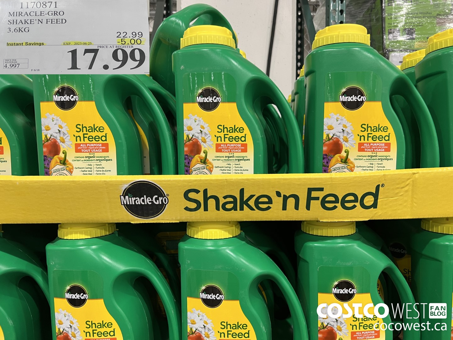 1170871 MIRACLE-GRO SHAKE'N FEED 3.6KG ($5.00 INSTANT SAVINGS EXPIRES ON 2023-06-25) $17.99