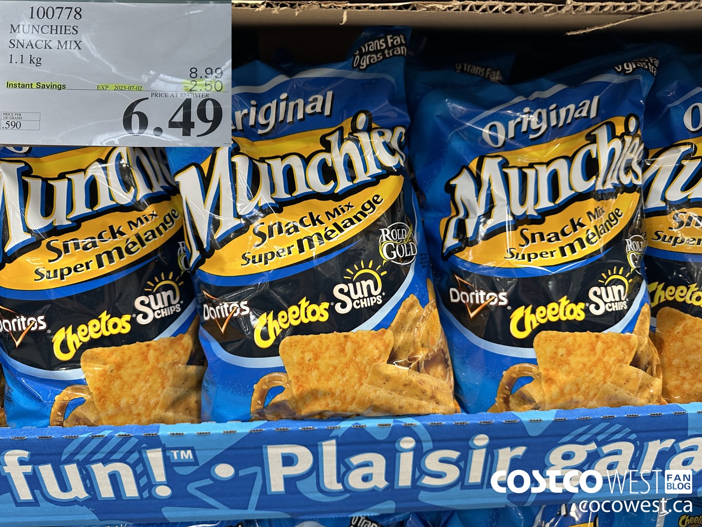 100778 MUNCHIES SNACK MIX 1.1 kg ($2.50 INSTANT SAVINGS EXPIRES ON 2023-07-02) $6.49