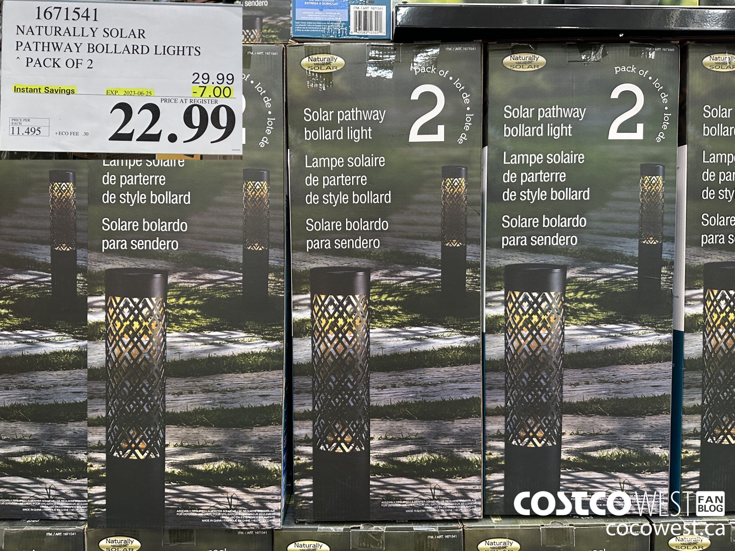 1671541 NATURALLY SOLAR PATHWAY BOLLARD LIGHTS PACK OF 2 ($7.00 INSTANT SAVINGS EXPIRES ON 2023-06-25) $22.99