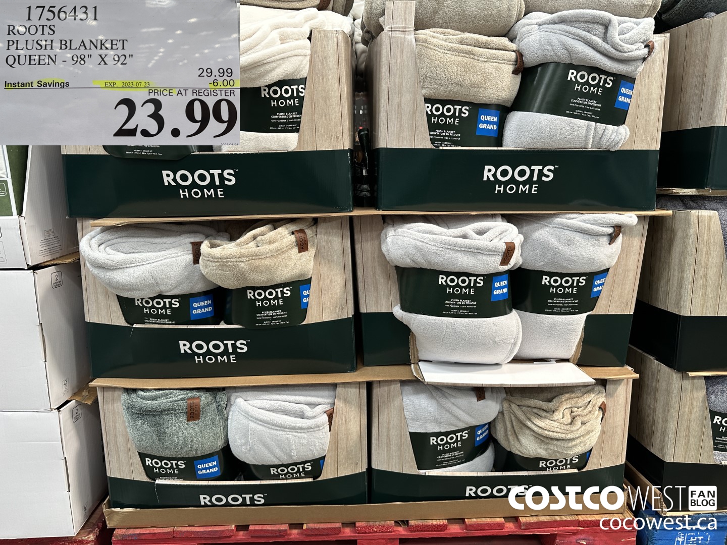 1756431 ROOTS PLUSH BLANKET QUEEN 98