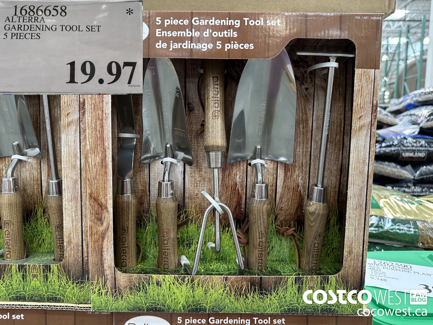 1686658 ALTERRA GARDENING TOOL SET 5 PIECES  $19.97