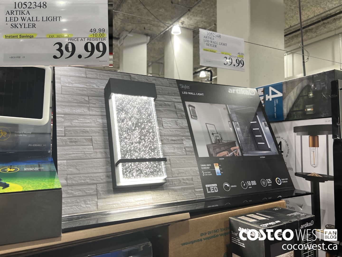 1052348 ARTIKA LED WALL LIGHT SKYLER ($10.00 INSTANT SAVINGS EXPIRES ON 2023-07-02) $39.99