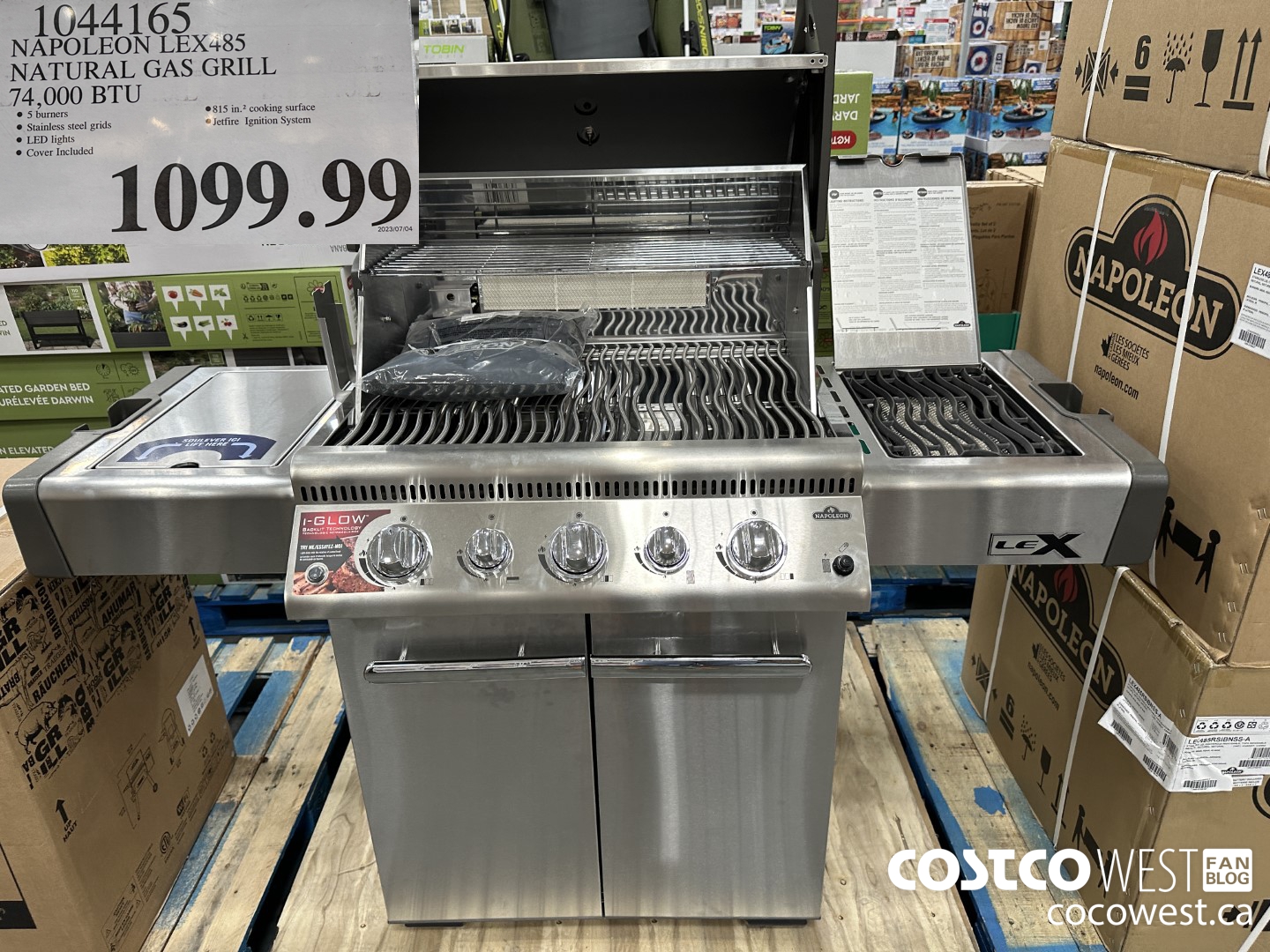 1044165 NAPOLEON LEX485 NATURAL GAS GRILL 74,000 BTU $1099.99