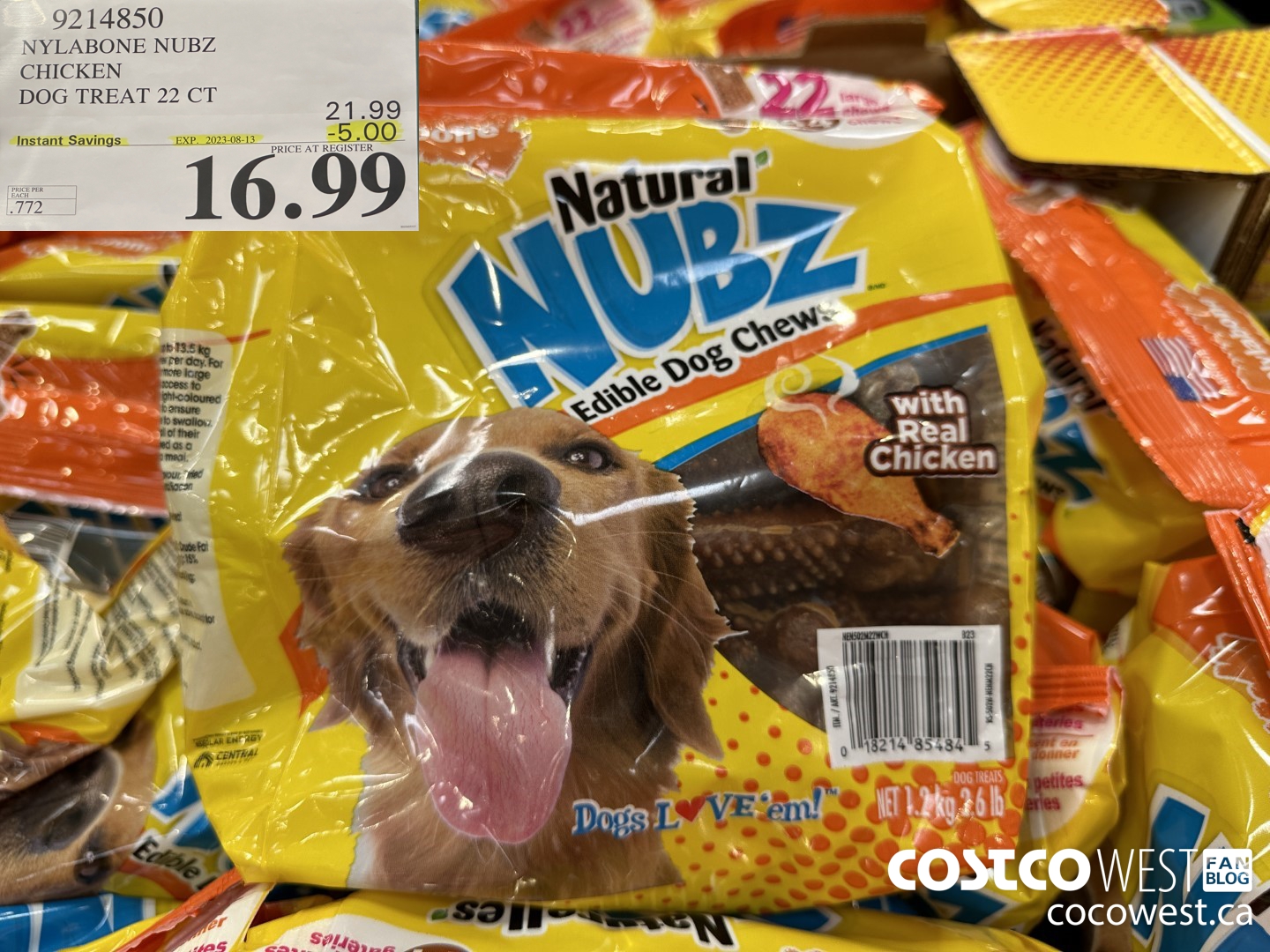 9214850 NYLABONE NUBZ CHICKEN DOG TREAT 22 CT ($5.00 INSTANT SAVINGS EXPIRES ON 2023-08-13) $16.99