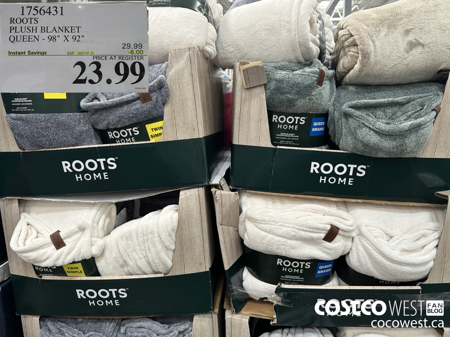 1756431 ROOTS PLUSH BLANKET QUEEN 98