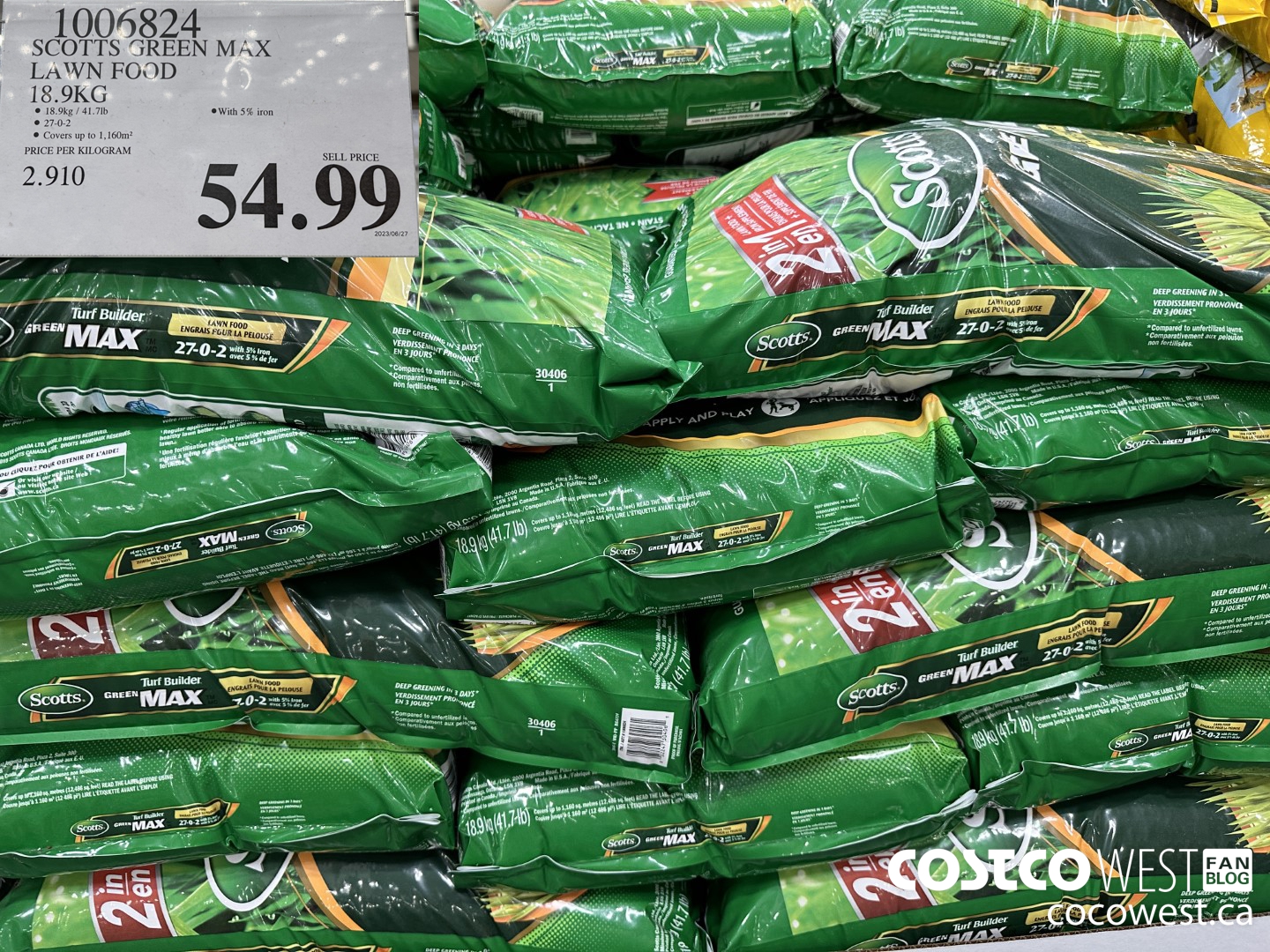 1006824 SCOTTS GREEN MAX LAWN FOOD 18.9KG $54.99
