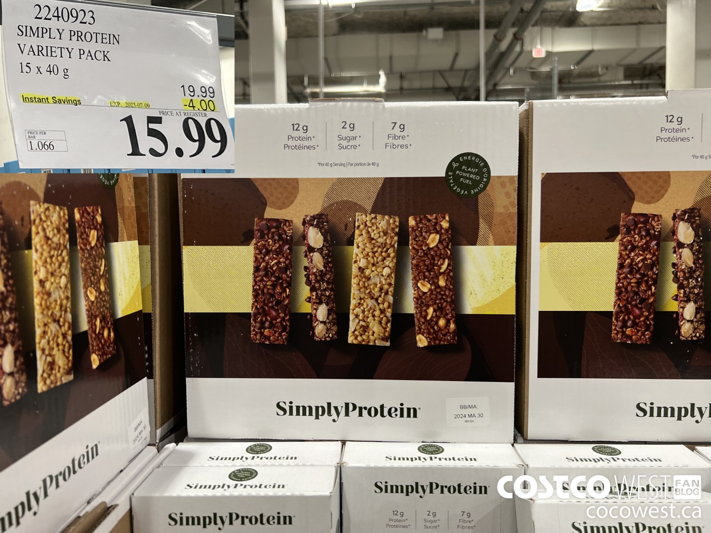 2240923 THE SIMPLY BAR PROTEIN BARS 15 x 40 g ($4.00 INSTANT SAVINGS EXPIRES ON 2023-07-09) $15.99