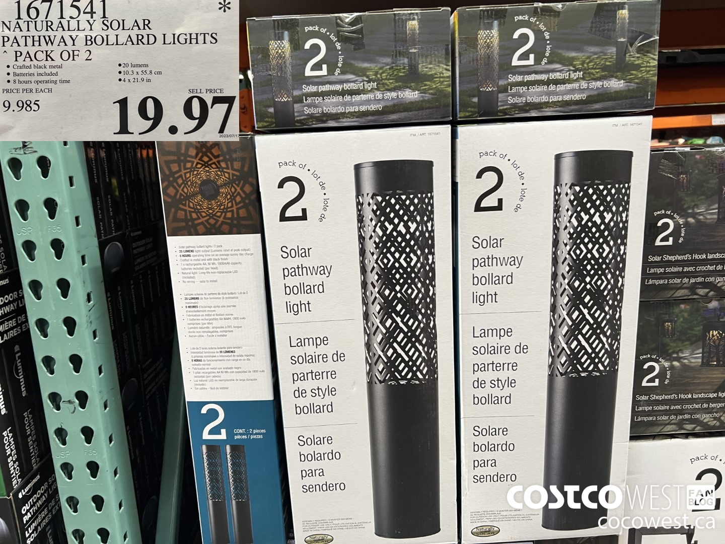 1671541 NATURALLY SOLAR PATHWAY BOLLARD LIGHTS PACK OF 2 $19.97