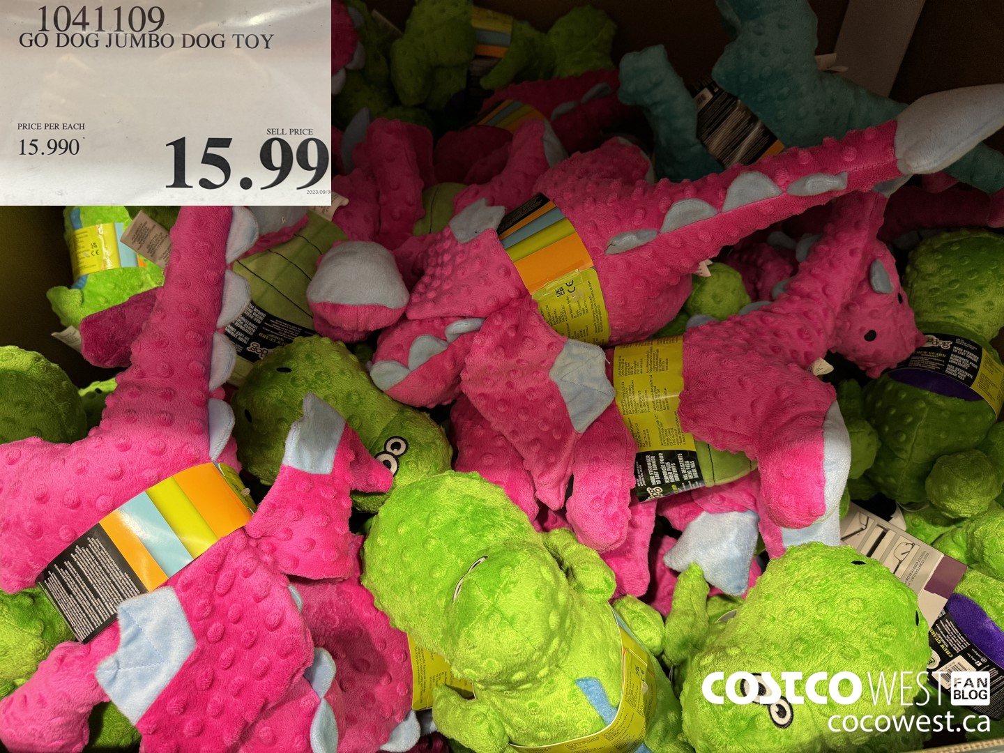 1041109 GO DOG JUMBO DOG TOY $15.99