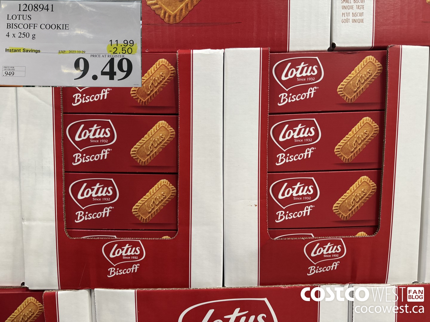 1208941 LOTUS BISCOFF COOKIE 4 x 250 g ($2.50 INSTANT SAVINGS EXPIRES ON 2023-10-29) $9.49