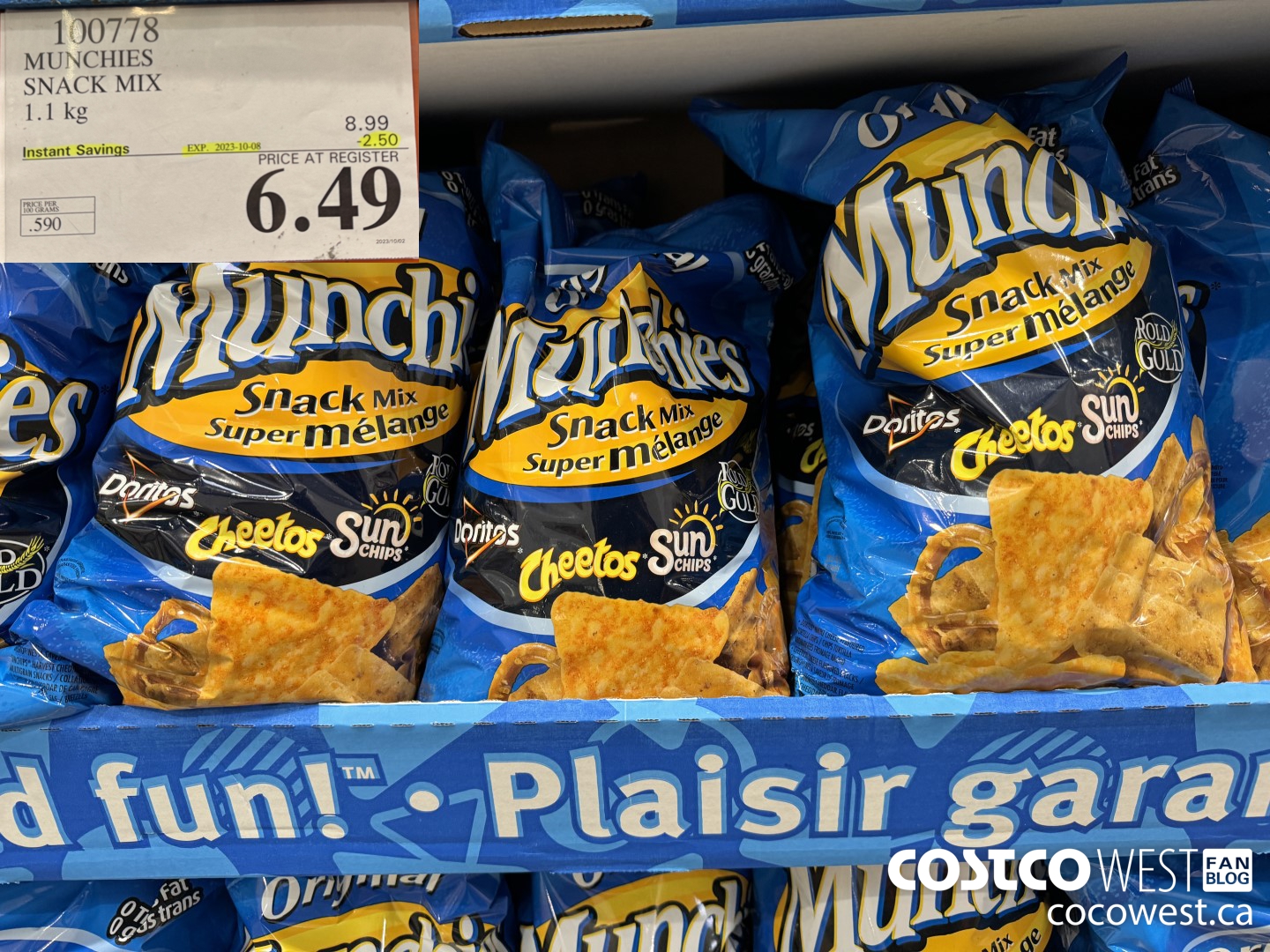 100778 MUNCHIES SNACK MIX 1.1 kg ($2.50 INSTANT SAVINGS EXPIRES ON 2023-10-08) $6.49