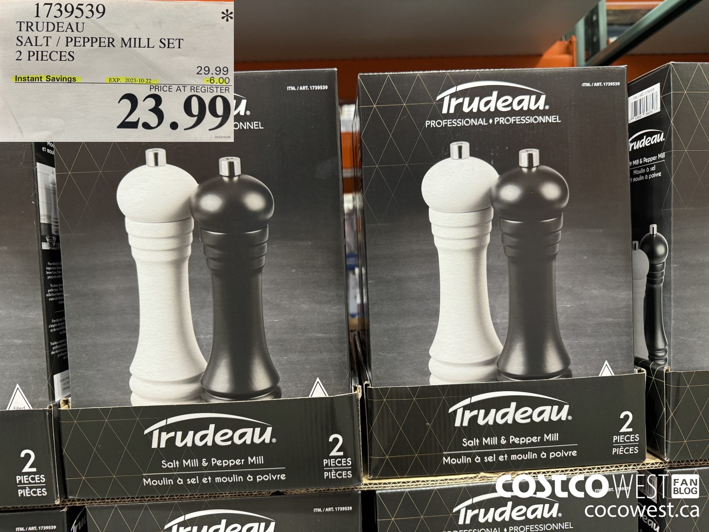 1739539 TRUDEAU SALT/PEPPER MILL SET 2 PIECES ($6.00 INSTANT SAVINGS EXPIRES ON 2023-10-22) $23.99