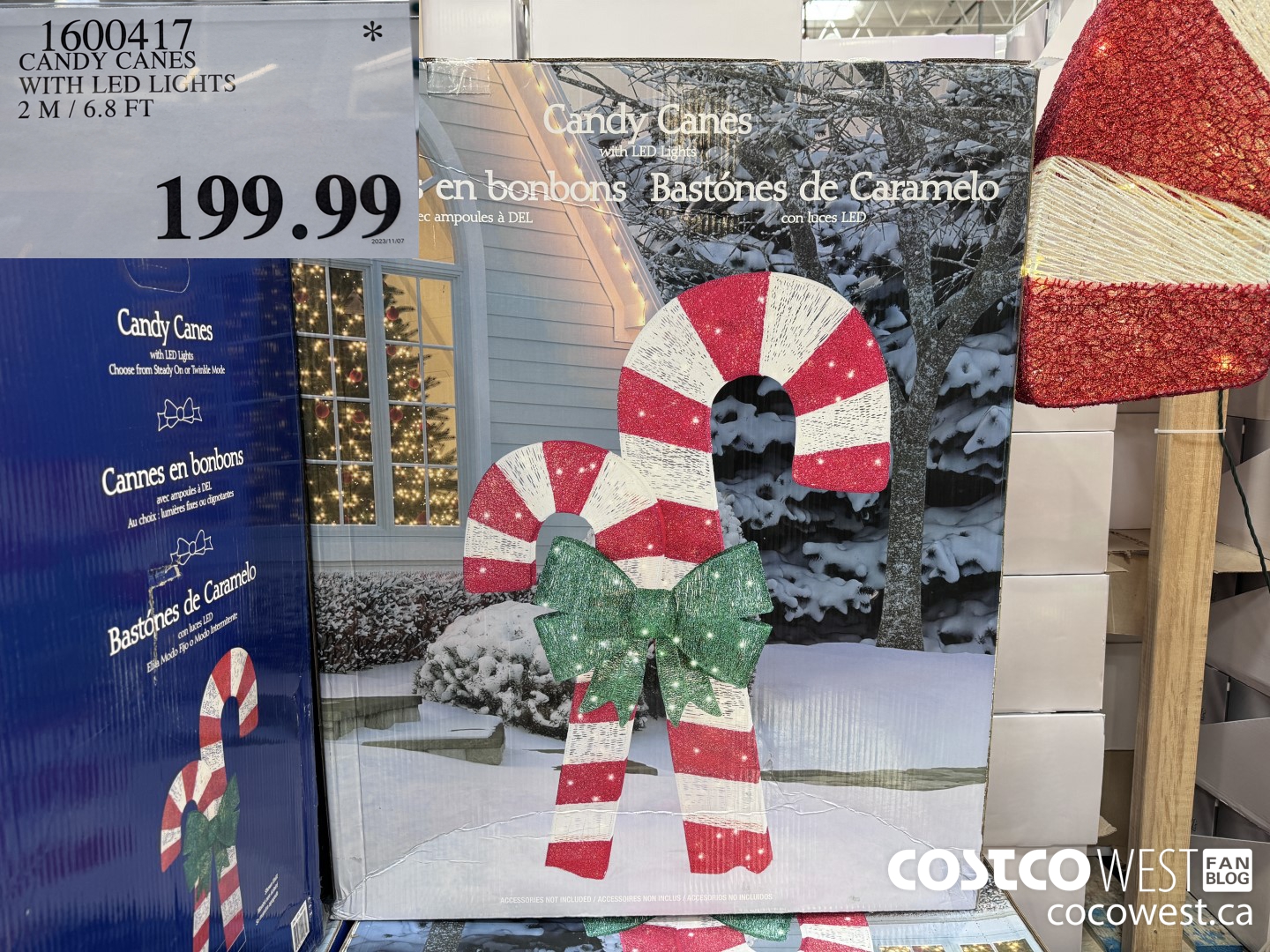 1600417 CANDY CANES WITH LED LIGHTS 2 M / 6.8 FT $199.99