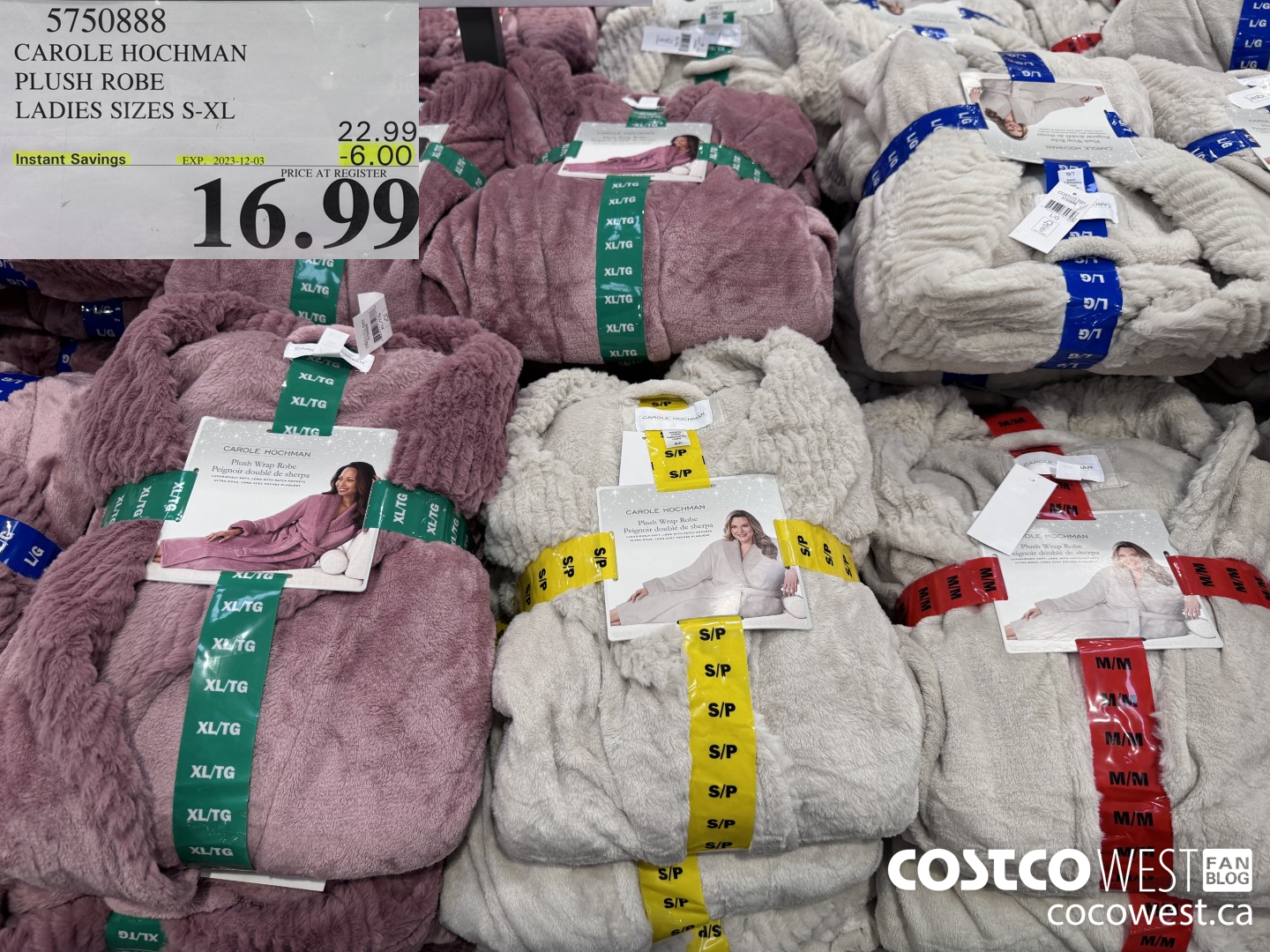 5750888 CAROLE HOCHMAN PLUSH ROBE LADIES SIZES S-XL ($6.00 INSTANT SAVINGS EXPIRES ON 2023-12-03) $16.99