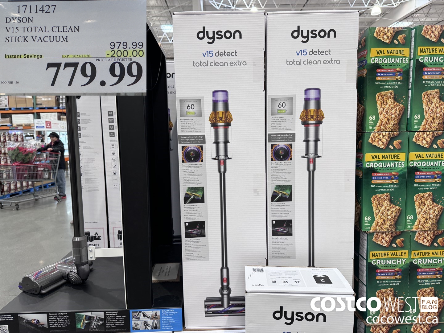 1711427 DYSON V15 DETECT TOTAL CLEAN CORDLESS STICK VACUUM ($200.00 INSTANT SAVINGS EXPIRES ON 2023-11-30) $779.99