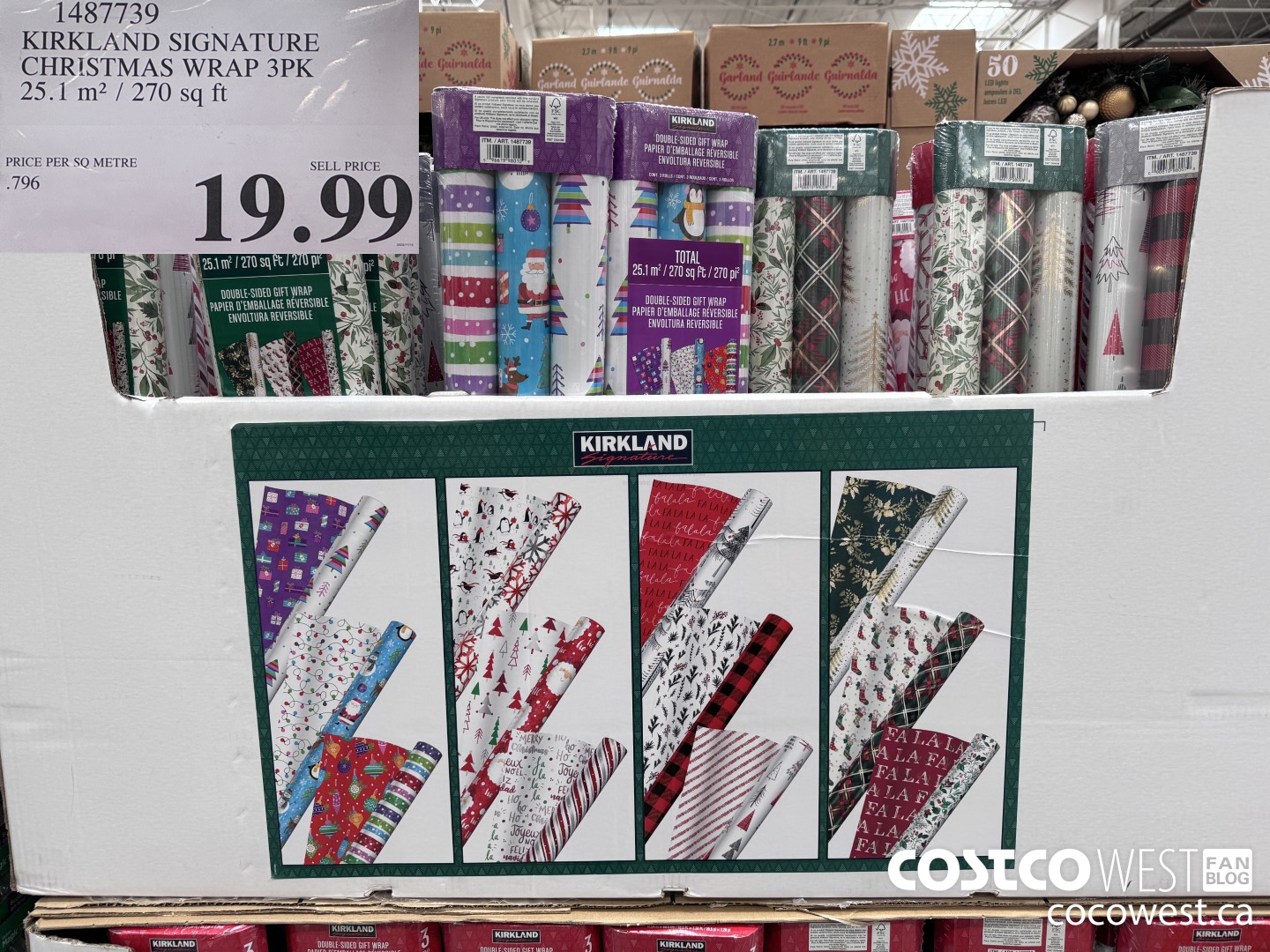 1487739 KIRKLAND SIGNATURE CHRISTMAS WRAP 3PK 25.1 M2 / 270 SQ FT $19.99