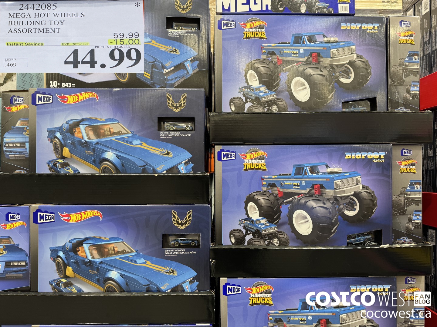 2442085 MEGA HOT WHEELS BUILDING TOY ASSORTMENT ($15.00 INSTANT SAVINGS EXPIRES ON 2023-12-03) $44.99