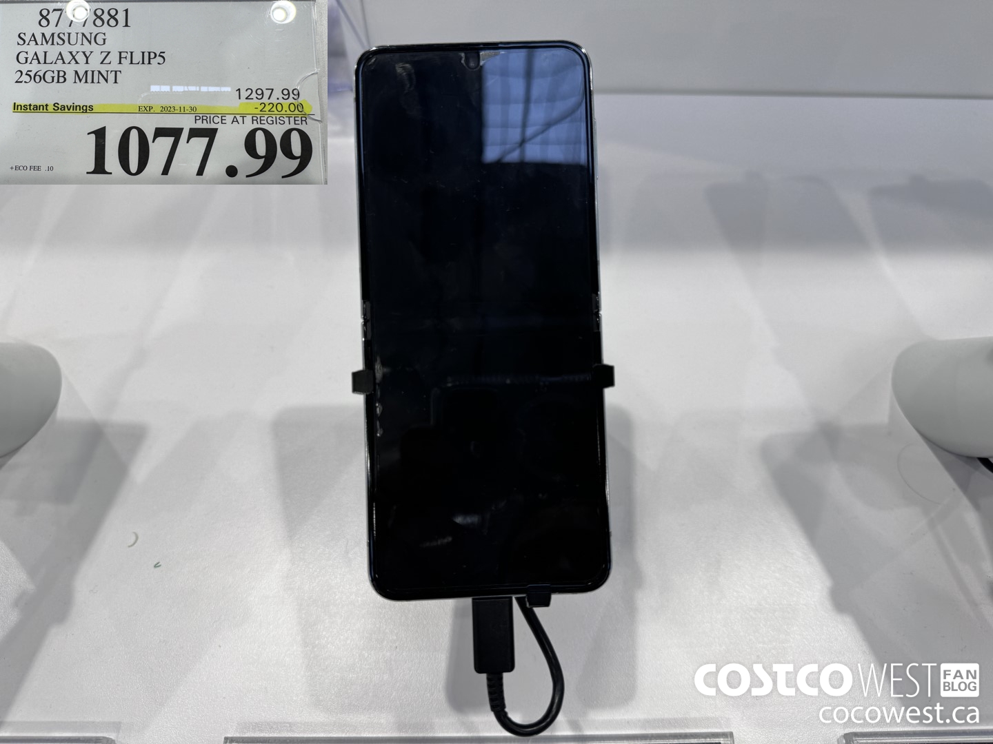 8777881 SAMSUNG GALAXY Z FLIP5 256GB MINT ($220.00 INSTANT SAVINGS EXPIRES ON 2023-11-30) $1077.99