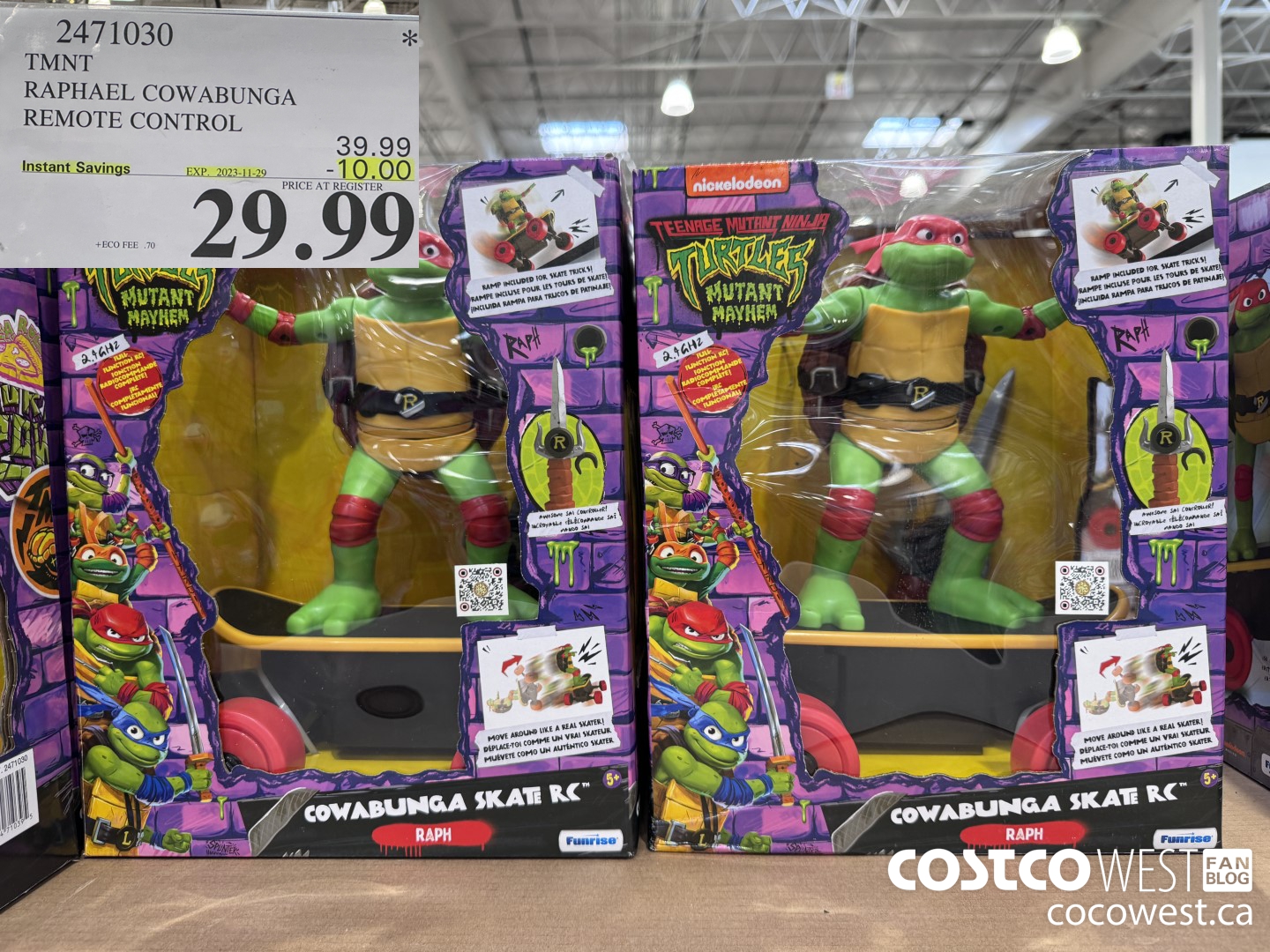 2471030 TMNT RAPHAEL COWABUNGA REMOTE CONTROL ($10.00 INSTANT SAVINGS EXPIRES ON 2023-11-29) $29.99