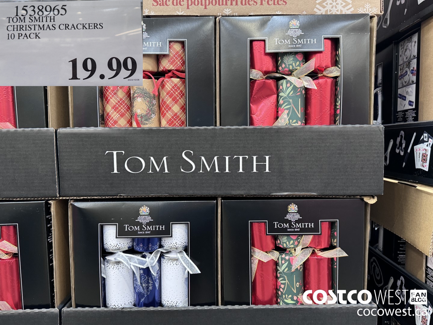 1538965 TOM SMITH CHRISTMAS CRACKERS 10 PACK $19.99