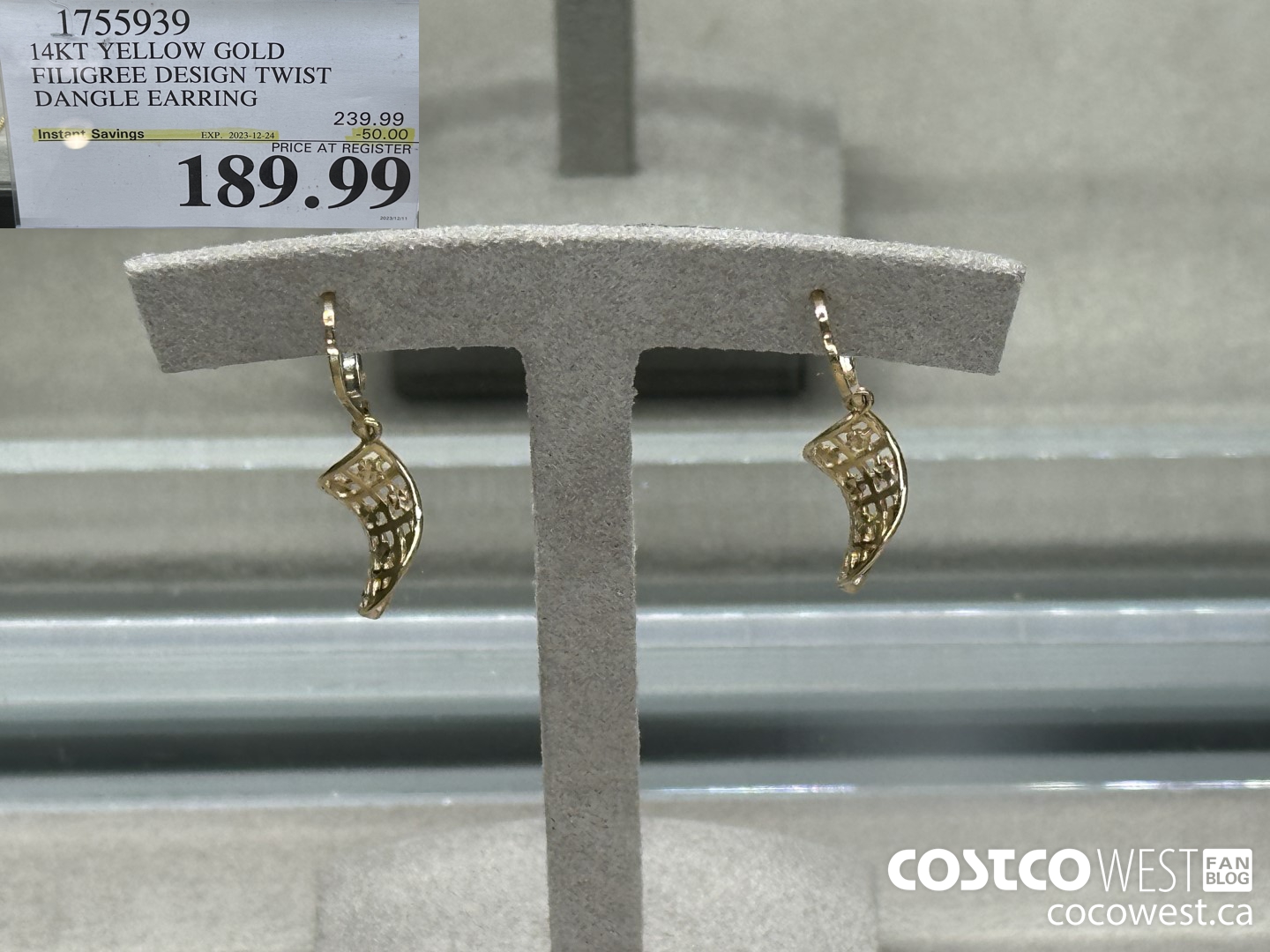 1755939 14KT YELLOW GOLD FILIGREE DESIGN TWIST DANGLE EARRING ($50.00 INSTANT SAVINGS EXPIRES ON 2023-12-24) $189.99