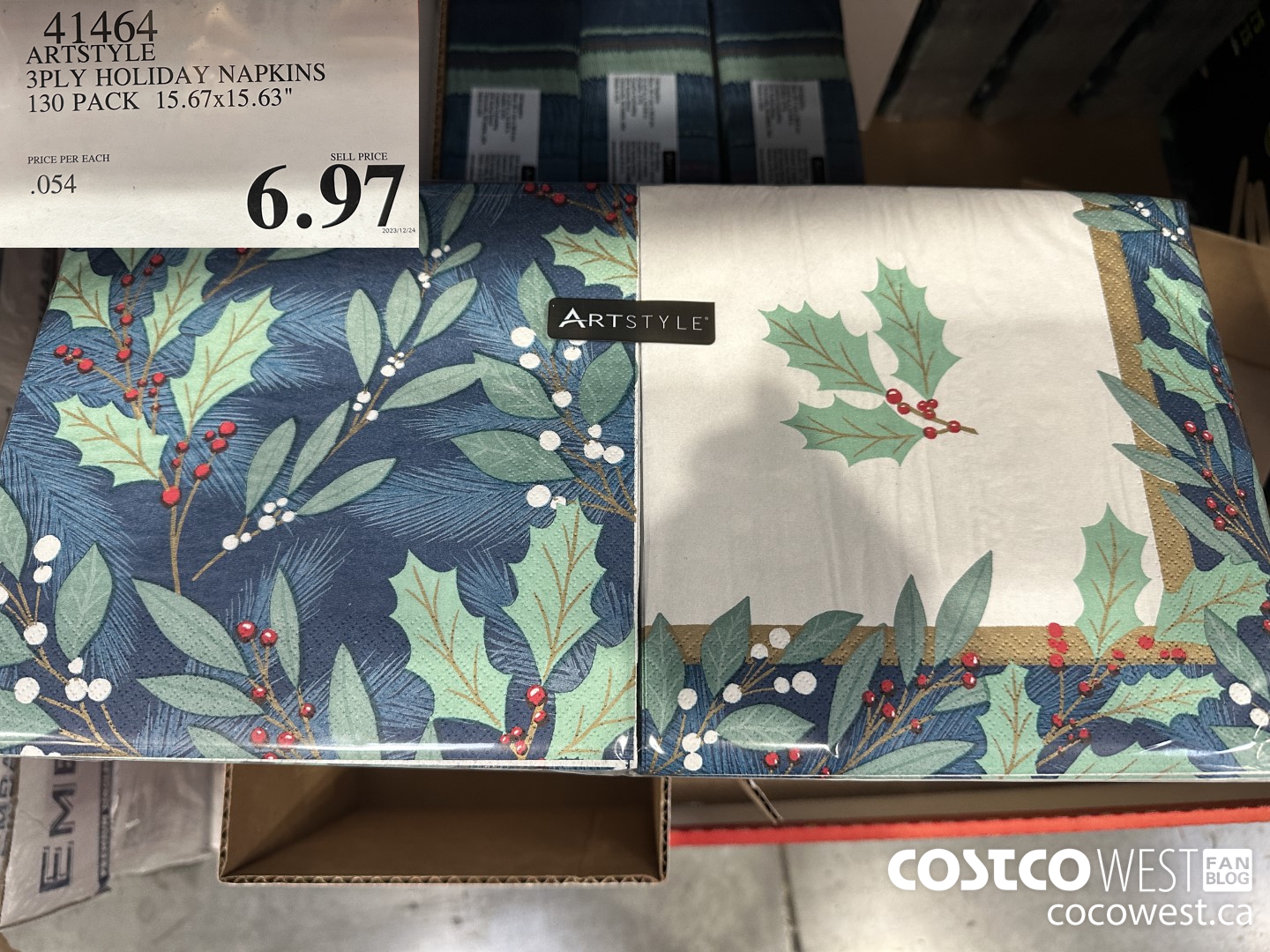 41464 ARTSTYLE 3PLY HOLIDAY NAPKINS 130 PACK 15.67x15.63