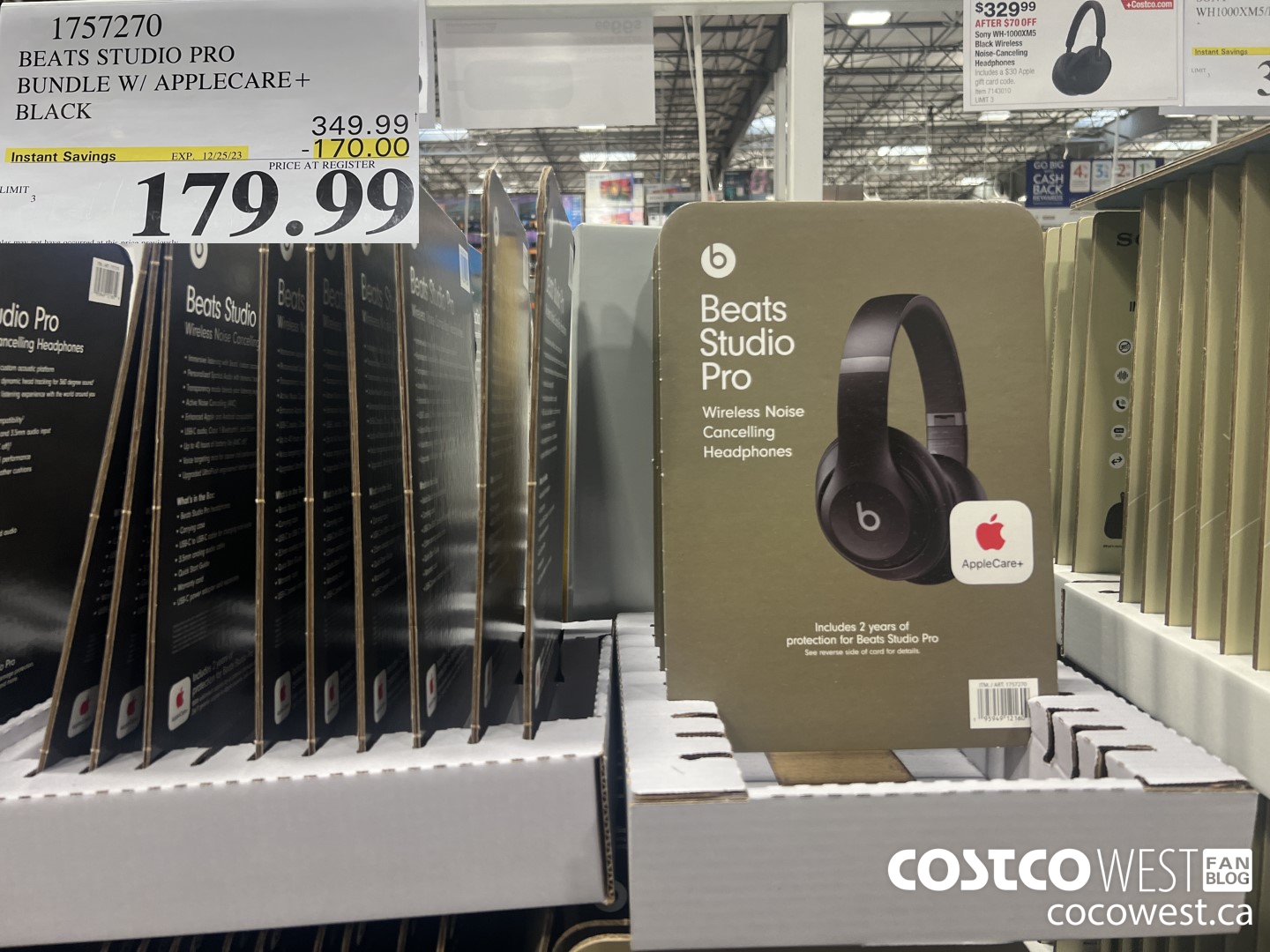 1757270 BEATS STUDIO PRO BUNDLE W/ APPLECARE+ BLACK ($170.00 INSTANT SAVINGS EXPIRES ON 2023-12-25) $179.99