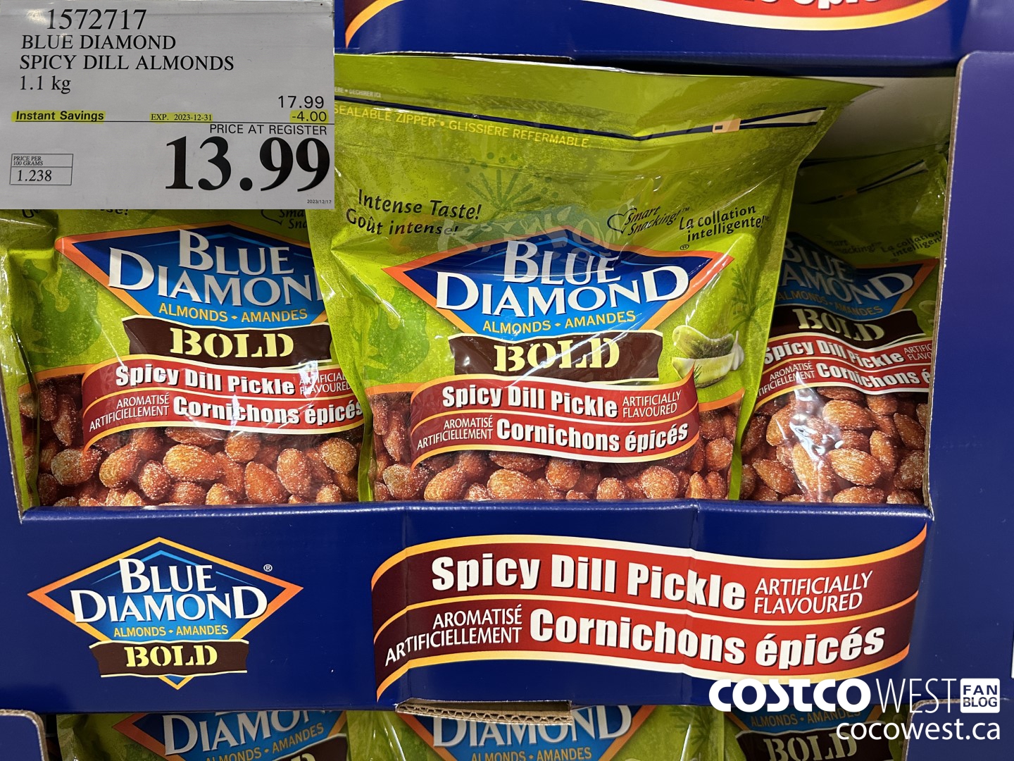 1572717 BLUE DIAMOND SPICY DILL ALMONDS 1.1 kg  ($4.00 INSTANT SAVINGS EXPIRES ON 2023-12-31) $13.99