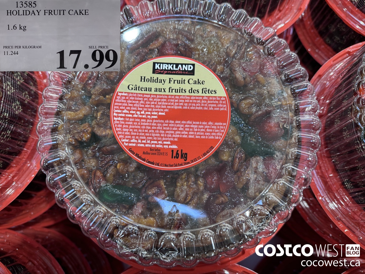 Costco's Seasonal Carrot Cake Has A Surprising Ingredient