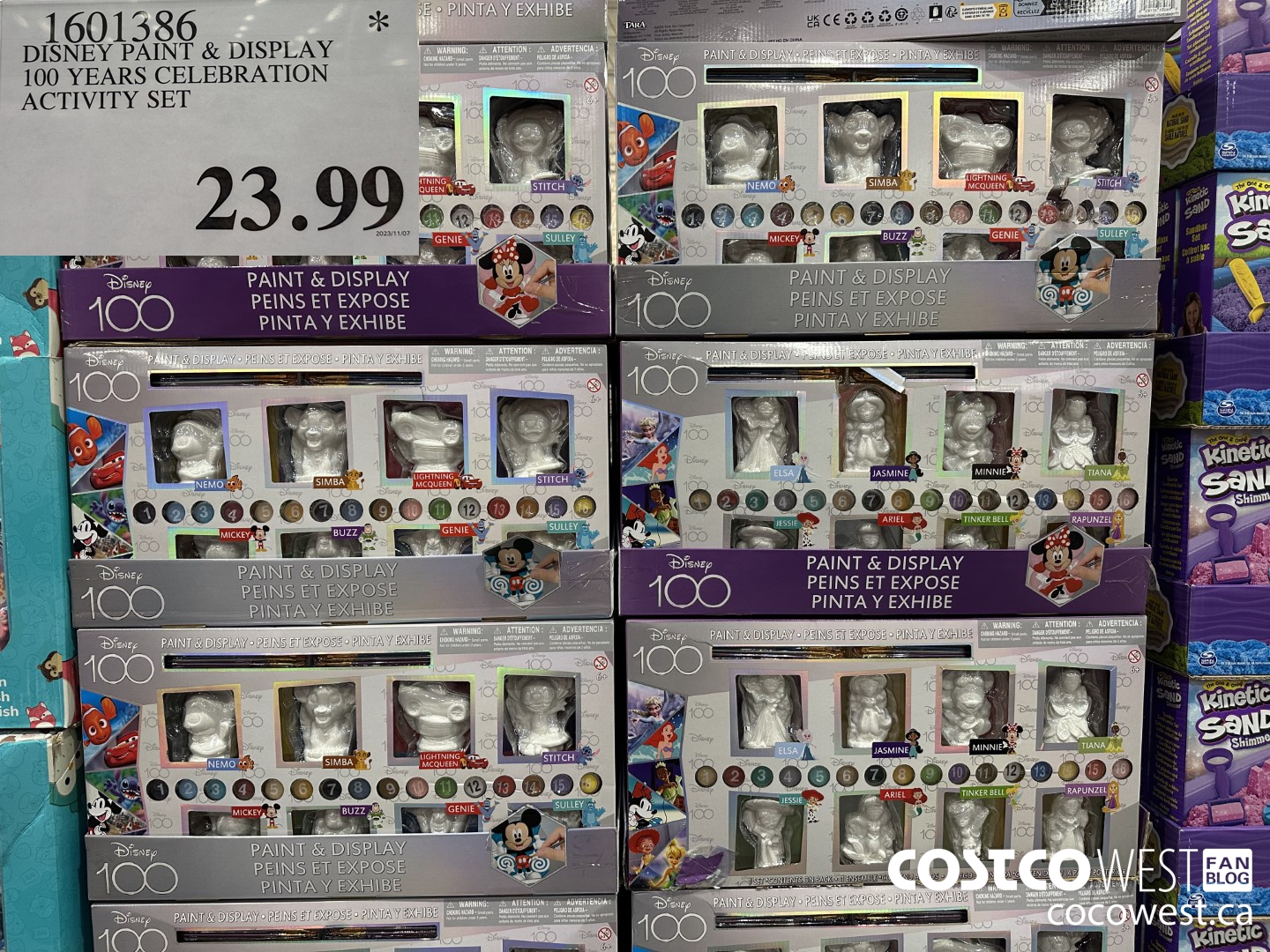 1601386 DISNEY PAINT & DISPLAY 100 YEARS CELEBRATION ACTIVITY SET $23.99