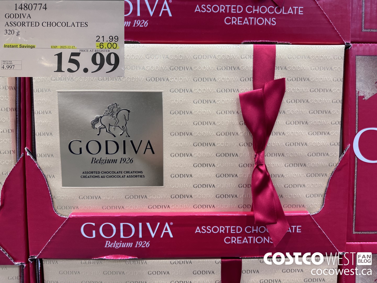 1480774 GODIVA ASSORTED CHOCOLATES 320 G ($6.00 INSTANT SAVINGS EXPIRES ON 2023-12-17) $15.99
