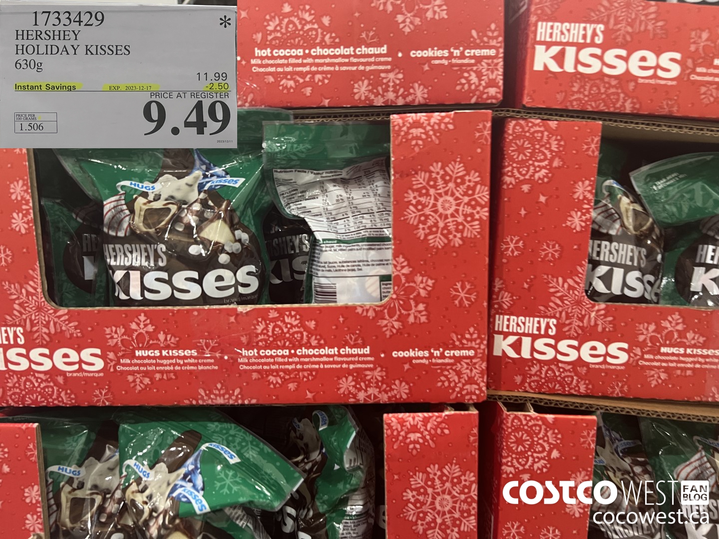 1733429 HERSHEY HOLIDAY KISSES 630G ($2.50 INSTANT SAVINGS EXPIRES ON 2023-12-17) $9.49