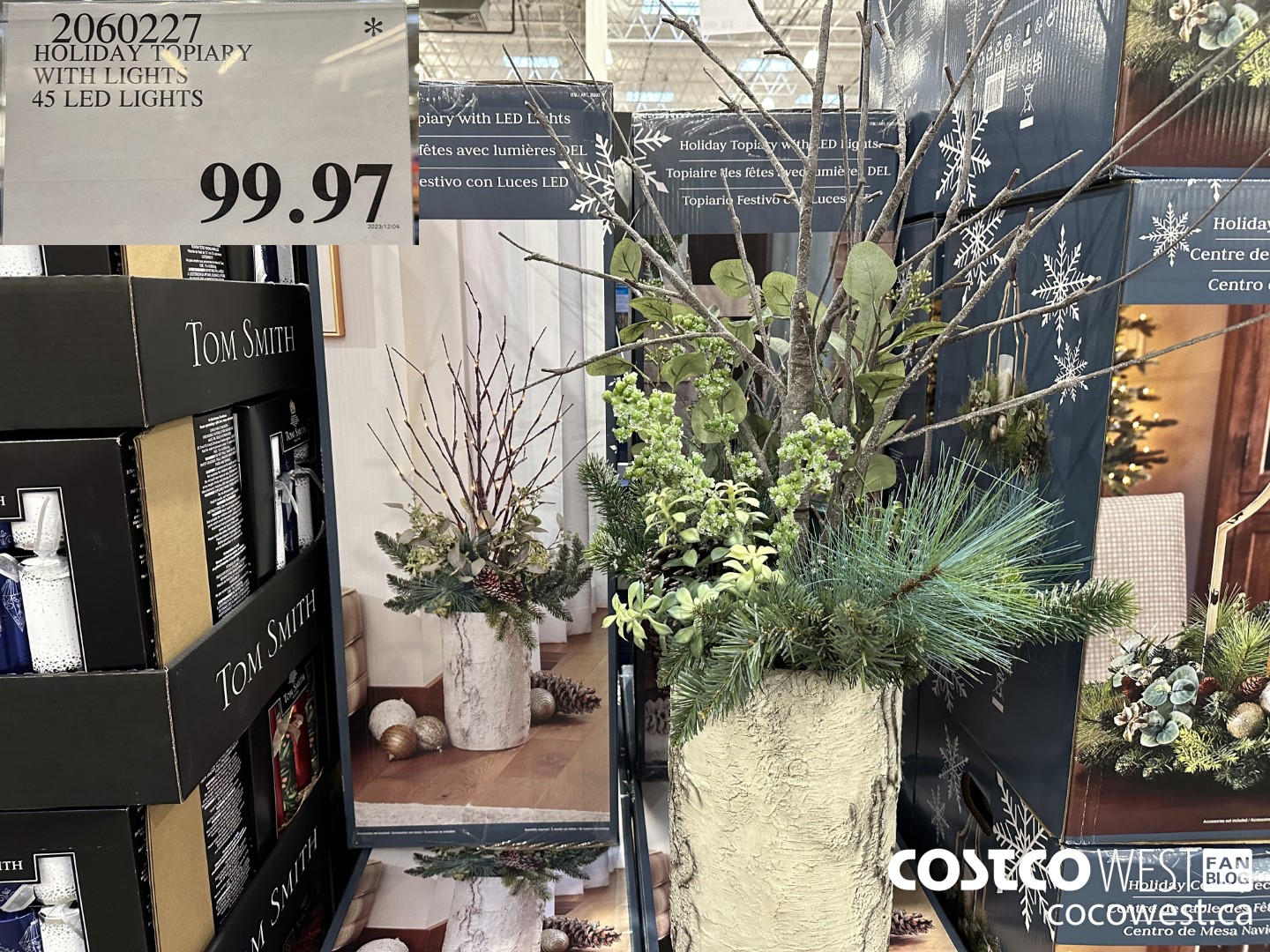 2060227 HOLIDAY TOPIARY WITH LIGHTS 45 LED LIGHTS $99.97