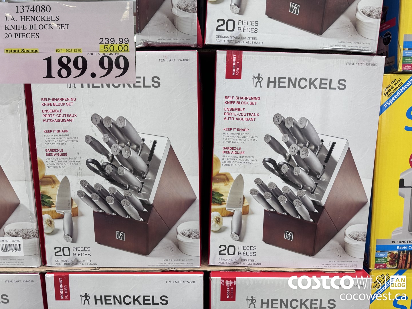 1374080 J.A. HENCKELS KNIFE BLOCK SET 20 PIECES ($50.00 INSTANT SAVINGS EXPIRES ON 2023-12-03) $189.99