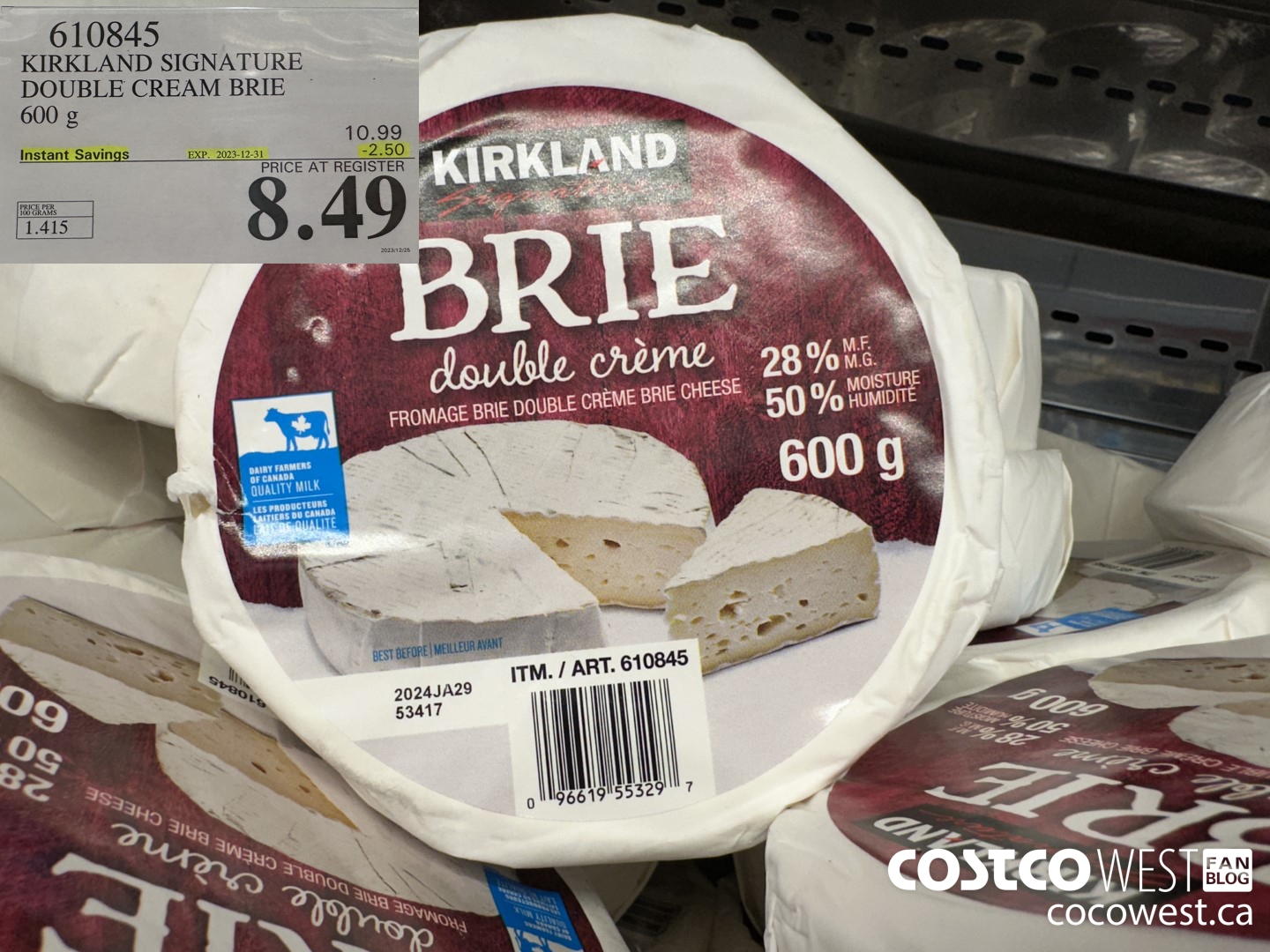 610845 KIRKLAND SIGNATURE DOUBLE CREAM BRIE 600 g ($2.50 INSTANT SAVINGS EXPIRES ON 2023-12-31) $8.49