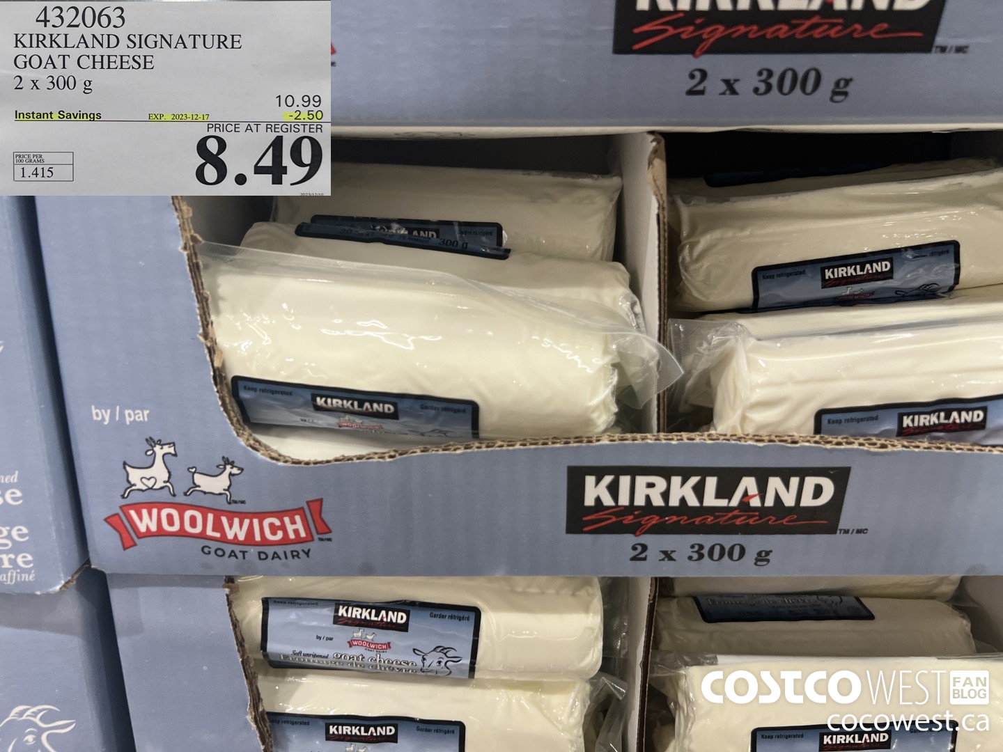 432063 KIRKLAND SIGNATURE GOAT CHEESE 2 x 300 g ($2.50 INSTANT SAVINGS EXPIRES ON 2023-12-17) $8.49