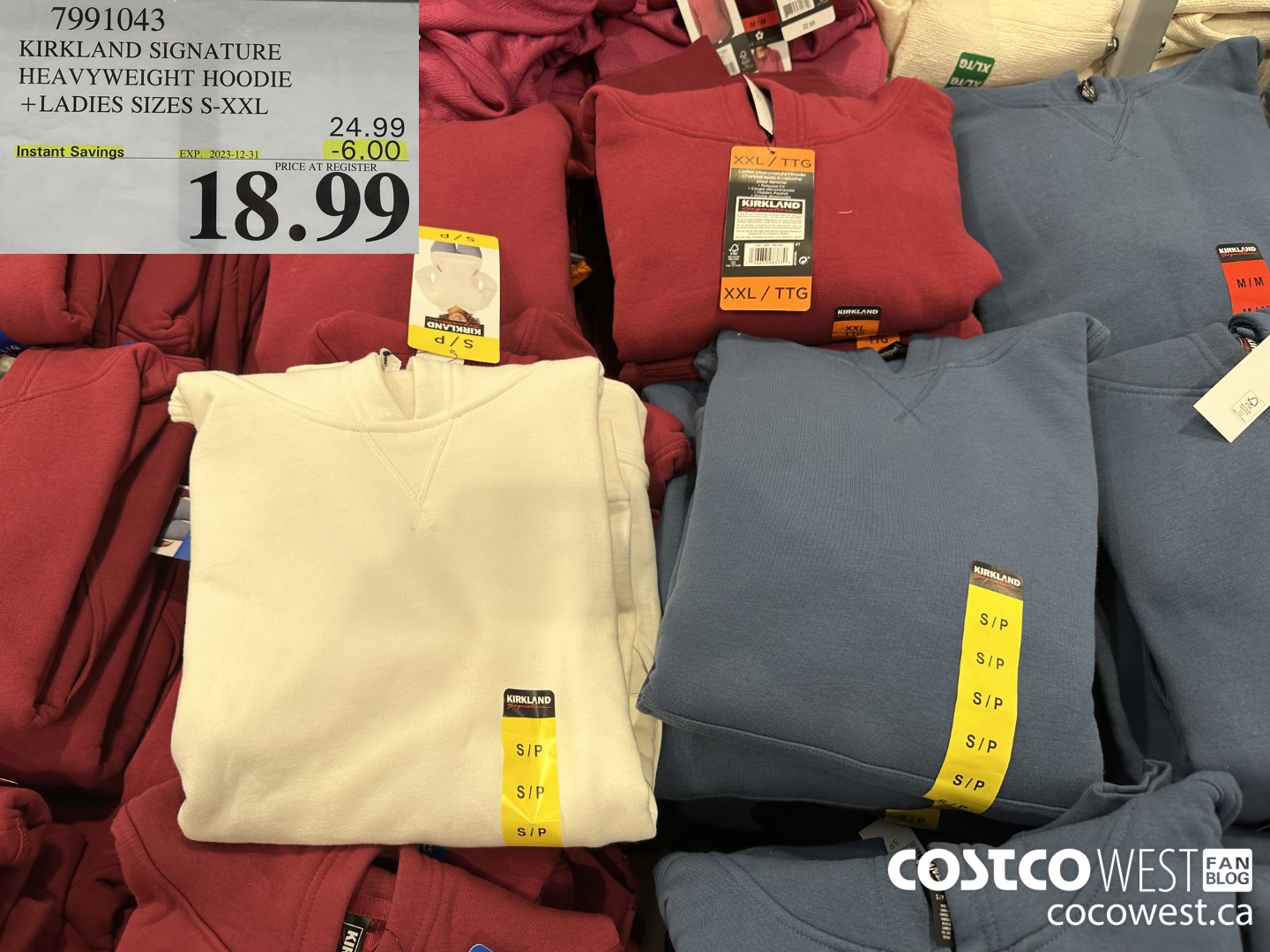 7991043 KIRKLAND SIGNATURE HEAVYWEIGHT HOODIE LADIES SIZES S-XXL ($6.00 INSTANT SAVINGS EXPIRES ON 2023-12-31) $18.99