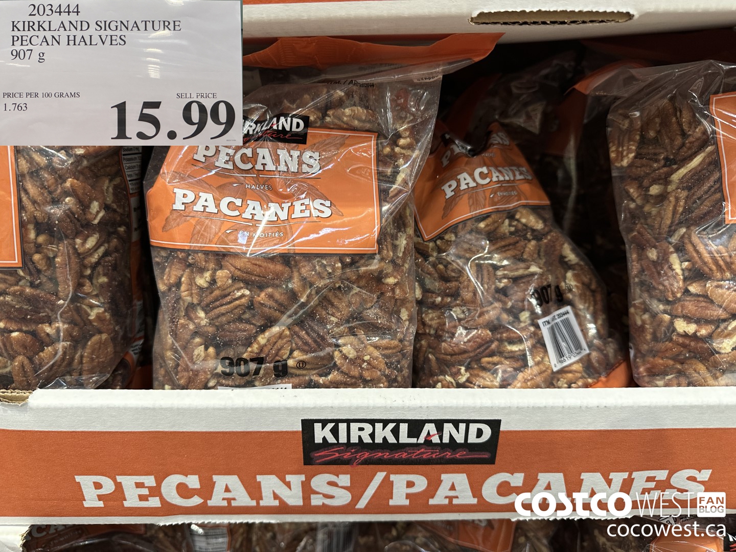 203444 KIRKLAND SIGNATURE PECAN HALVES 908 g $15.99