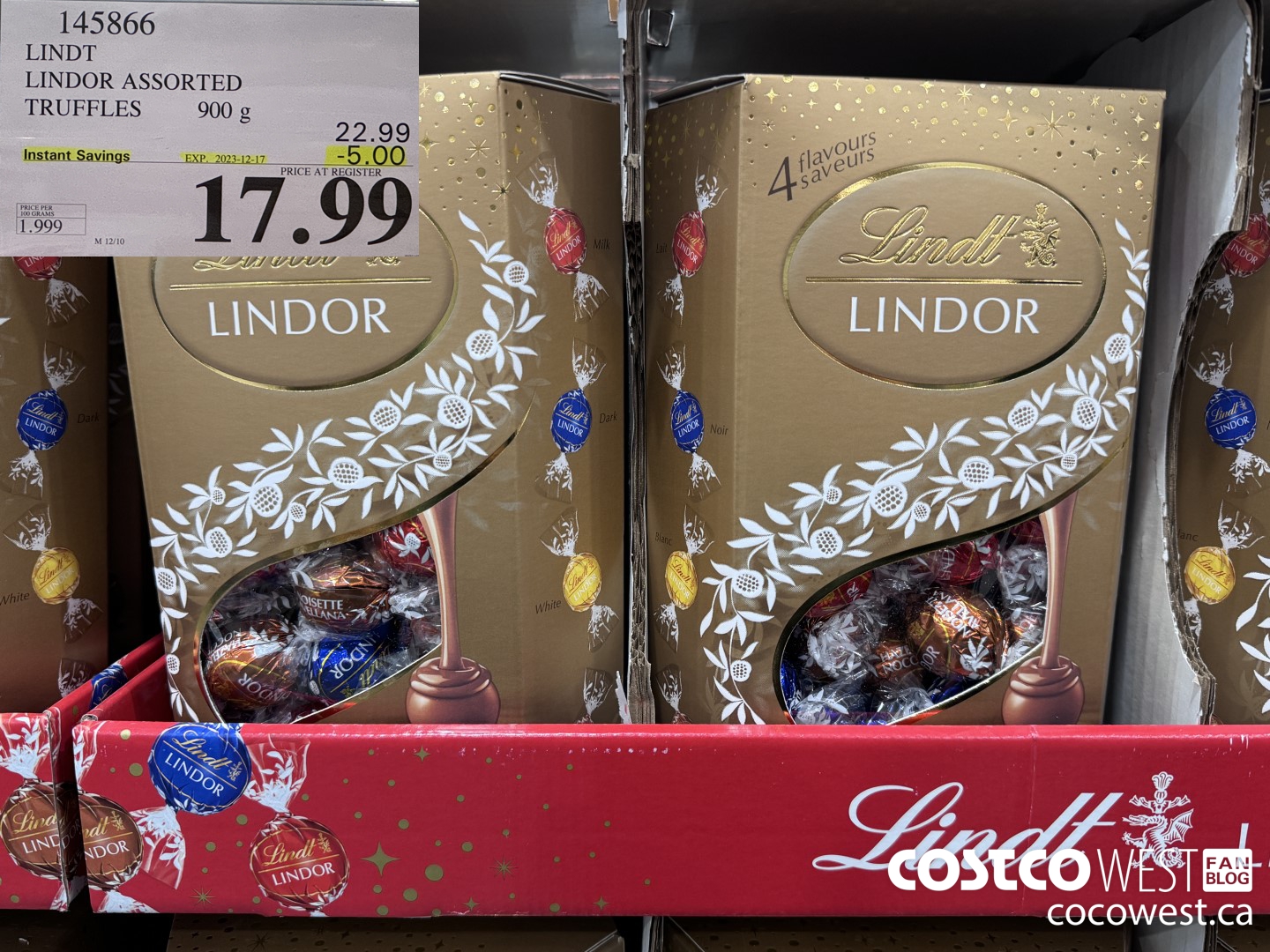 145866 LINDT LINDOR ASSORTED TRUFFLES 900g ($5.00 INSTANT SAVINGS EXPIRES ON 2023-12-17) $17.99