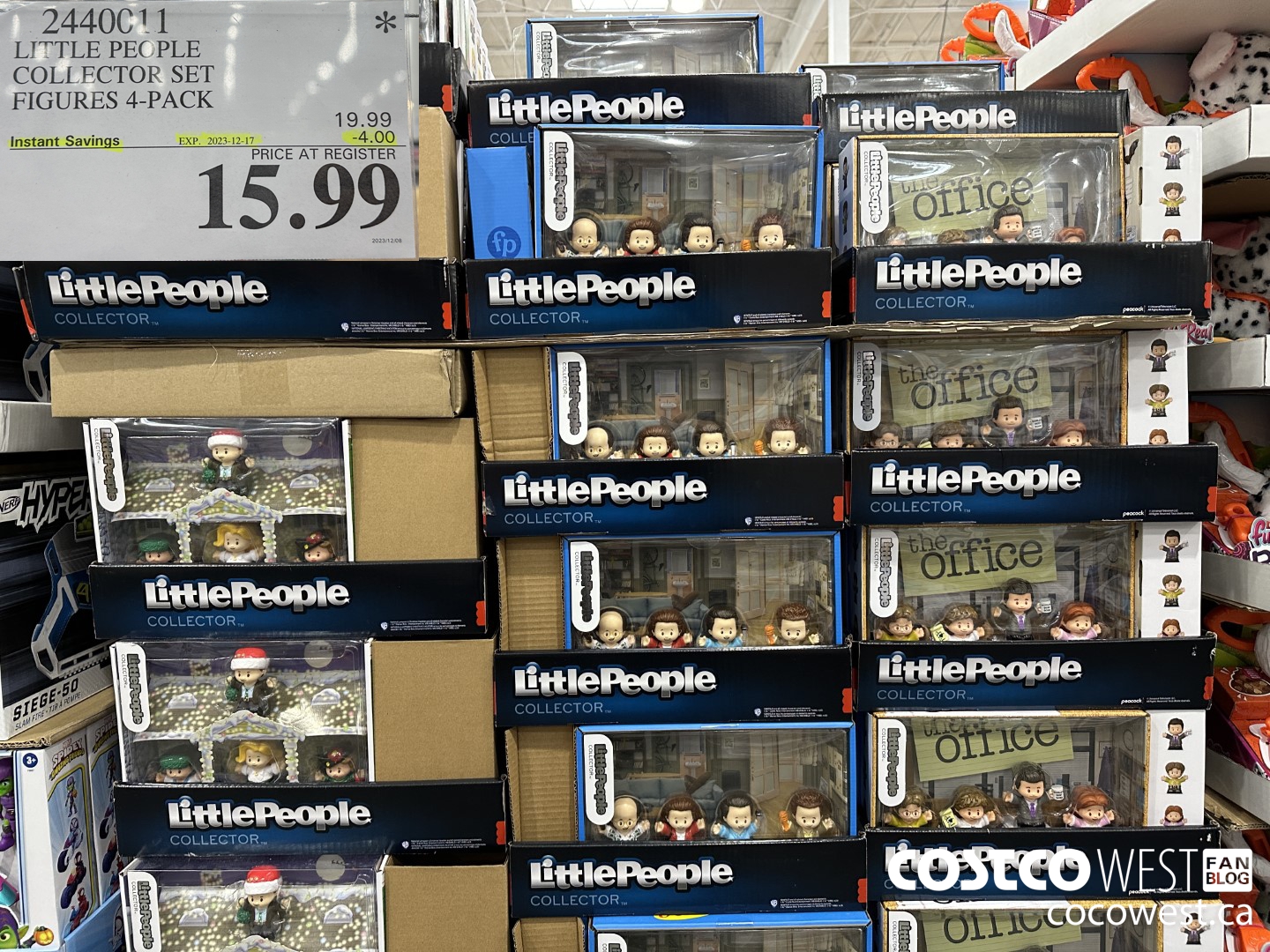 2440011 LITTLE PEOPLE COLLECTOR SET FIGURES 4-PACK ($4.00 INSTANT SAVINGS EXPIRES ON 2023-12-17) $15.99