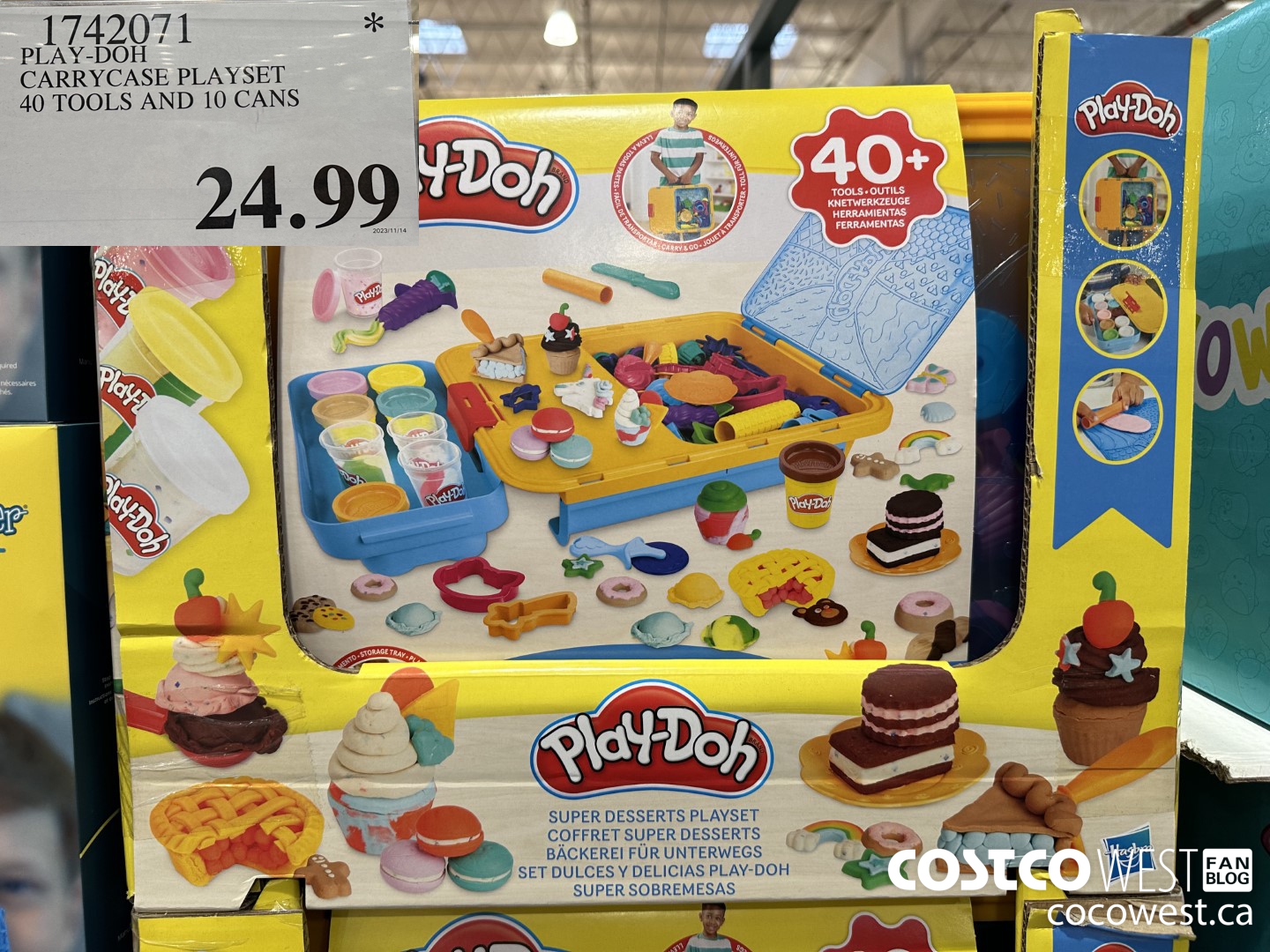 1742071 PLAY-DOH CARRYCASE PLAYSETS 40 TOOLS AND 10 CANS $24.99