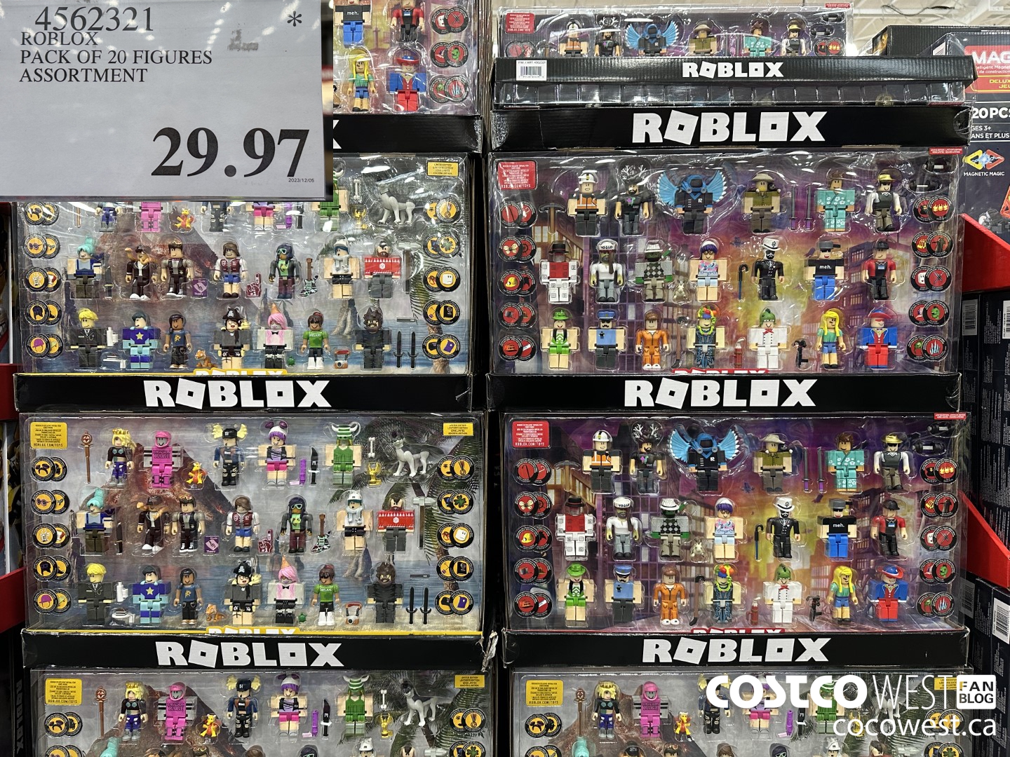 4562321 ROBLOX PACK OF 20 FIGURES ASSORTMENT $29.97