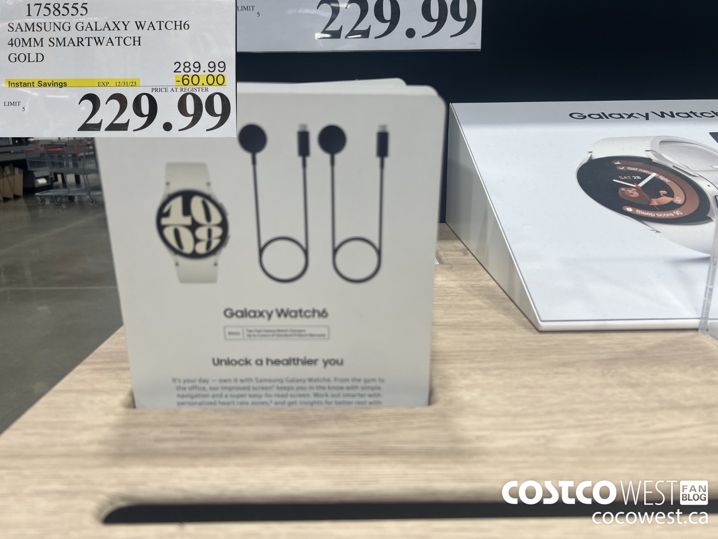 1758555 SAMSUNG GALAXY WATCH6 40MM SMARTWATCH GOLD ($60.00 INSTANT SAVINGS EXPIRES ON 2023-12-31) $229.99