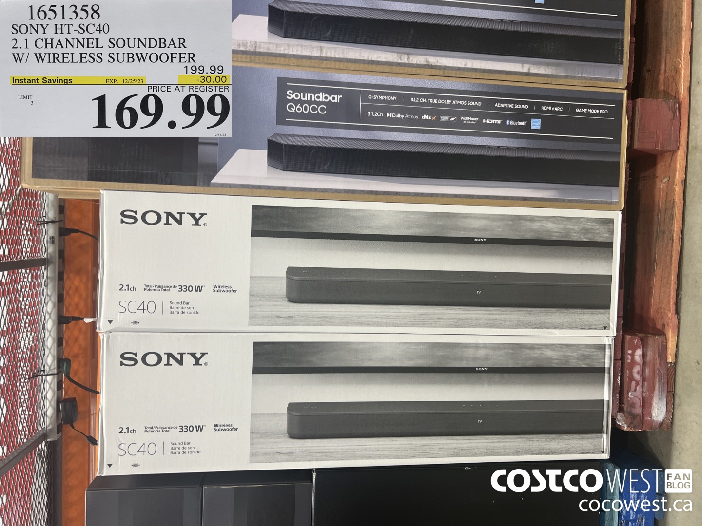 1651358 SONY HT-SC40 2.1 CHANNEL SOUNDBAR W/WIRELESS SUBWOOFER ($30.00 INSTANT SAVINGS EXPIRES ON 2023-12-25) $169.99